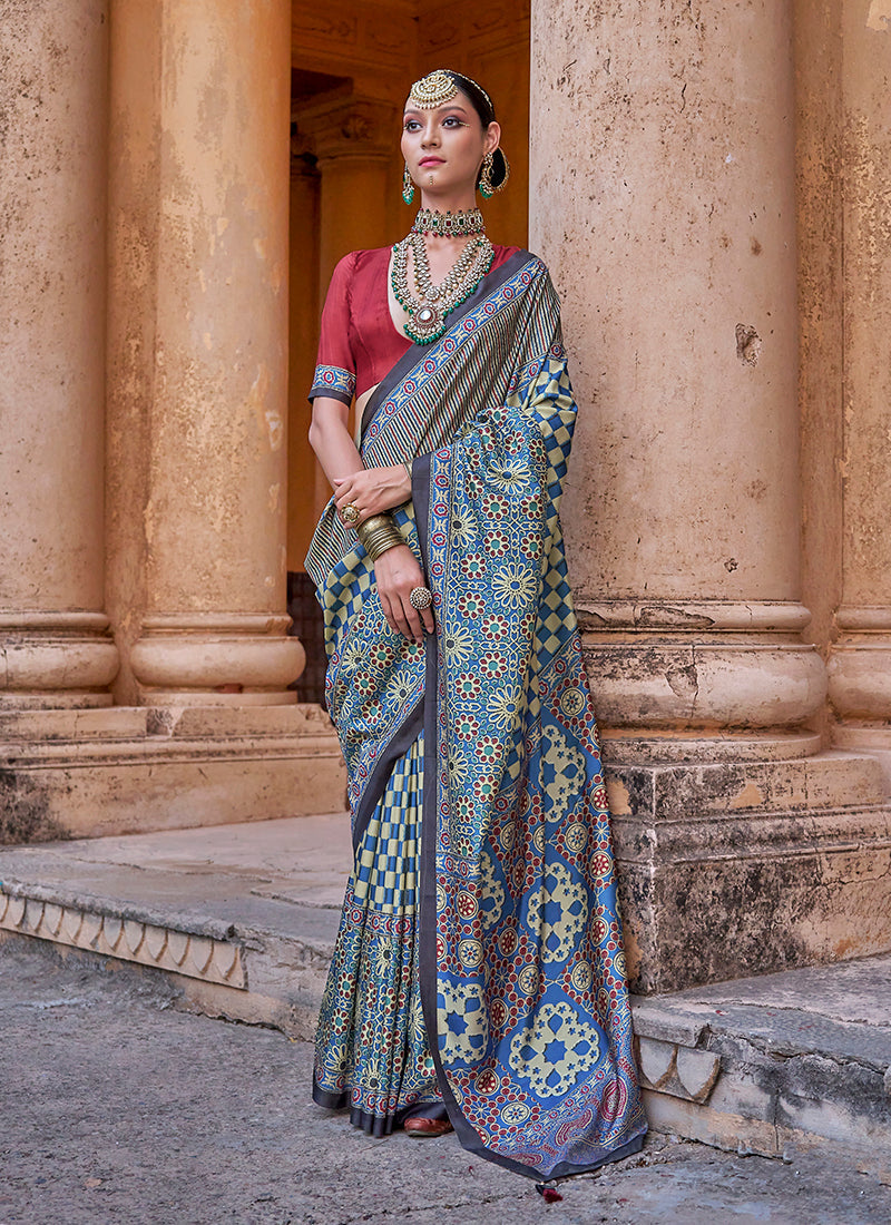 Monjolika Fashion Paisley Print Blue Silk Blend Trendy Saree