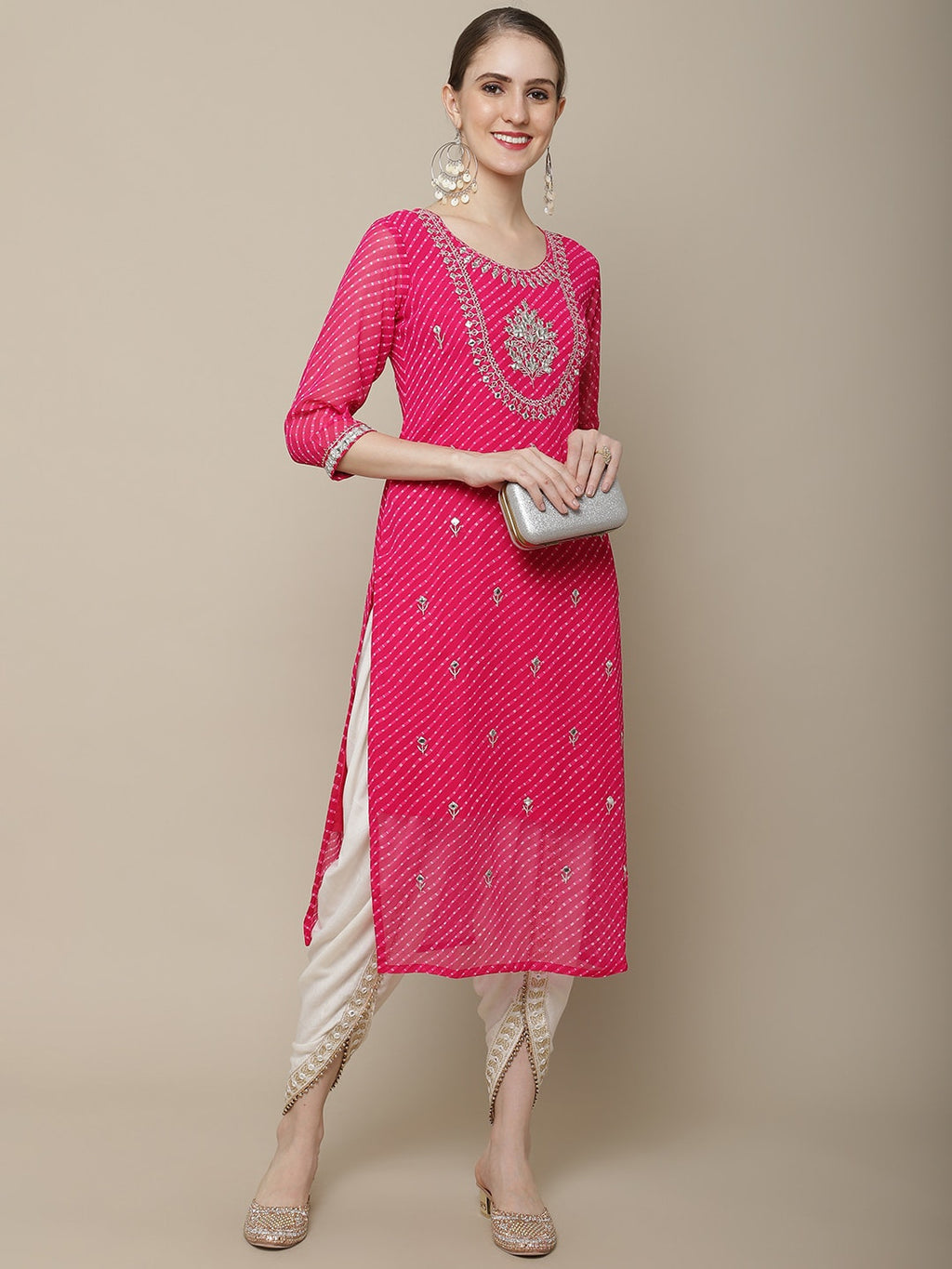 Sangria Women Ethnic Motifs Embroidered Floral Georgette Kurta