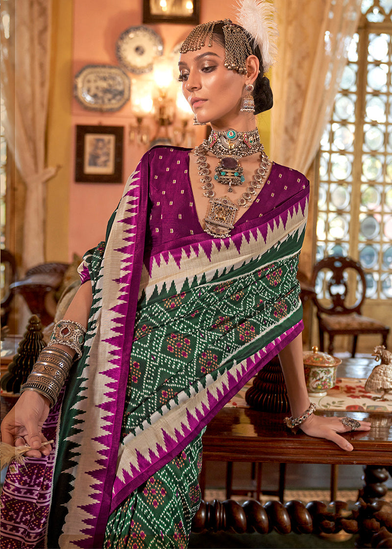 Monjolika Fashion Dark Green & Magenta Patola Design Zari Work Traditional Silk Blend Saree - Distacart