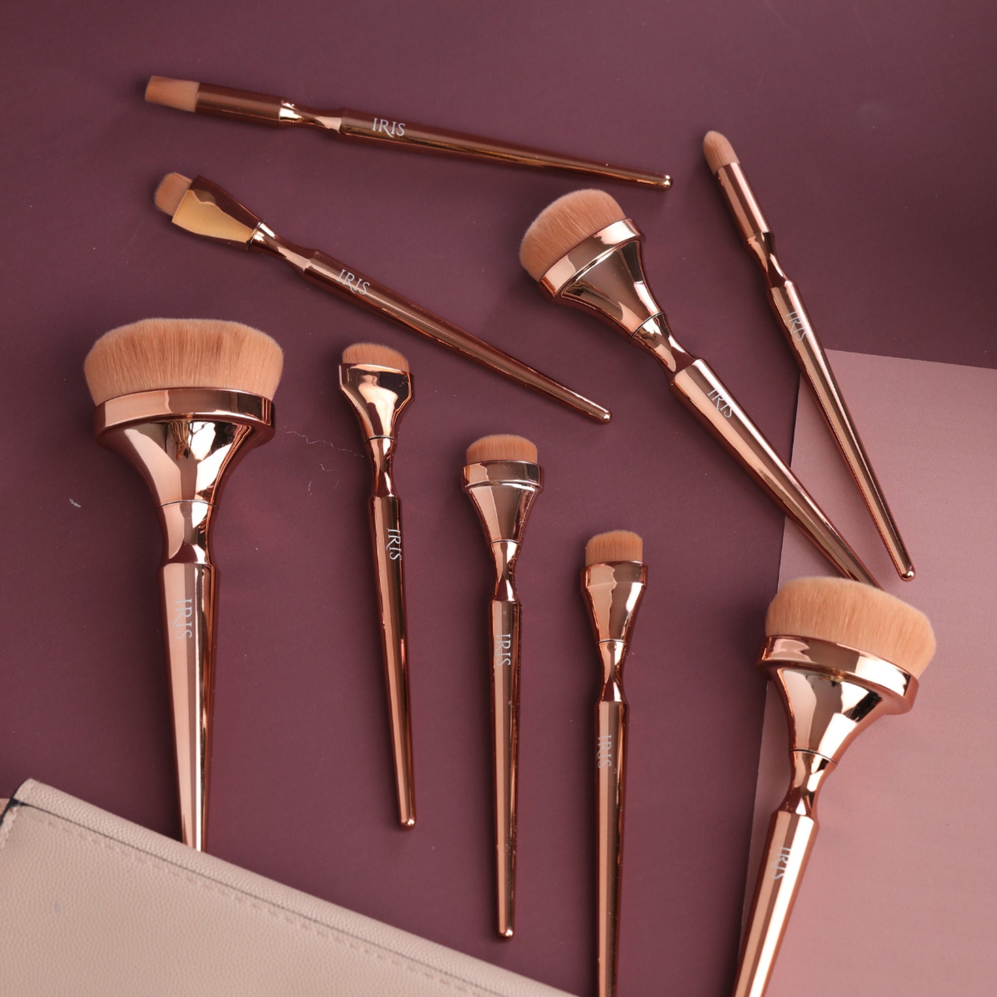 IRIS COSMETICS Luminous Complete Brush Set