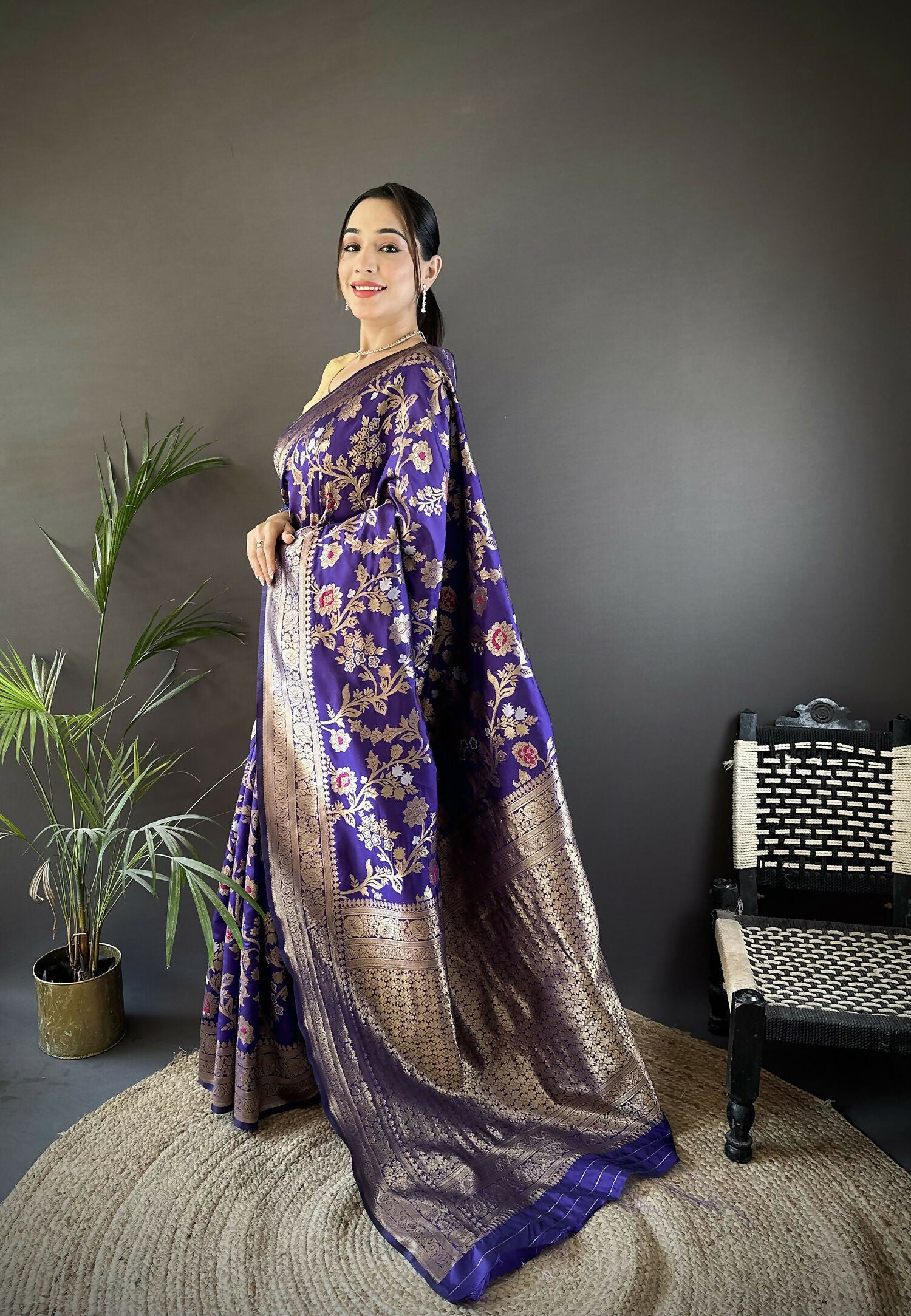 Joban Fashion Violet Floral & Ethnic Motifs Design Soft Silk Meenakari Banarasi Saree - Distacart