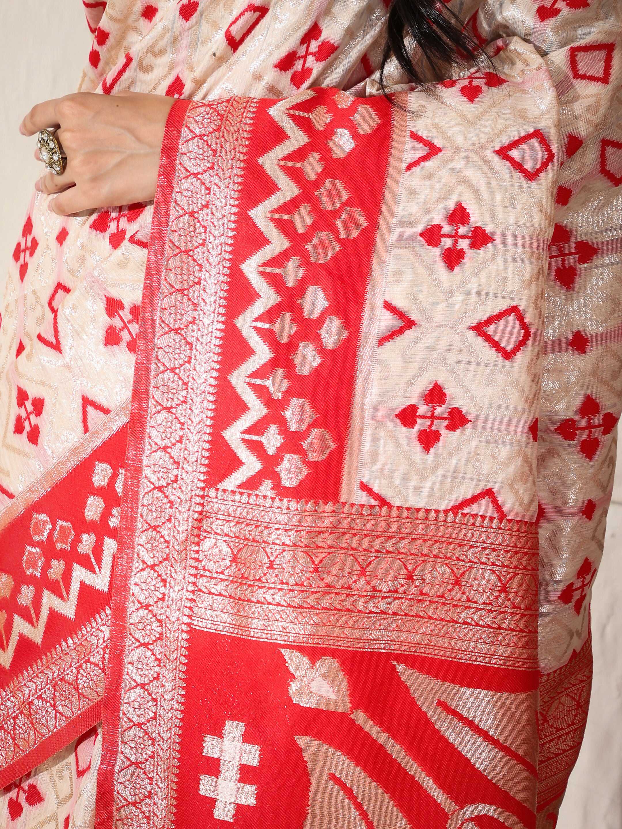 Shree Shyam Fashion Linen Cotton Red & White Saree - Distacart