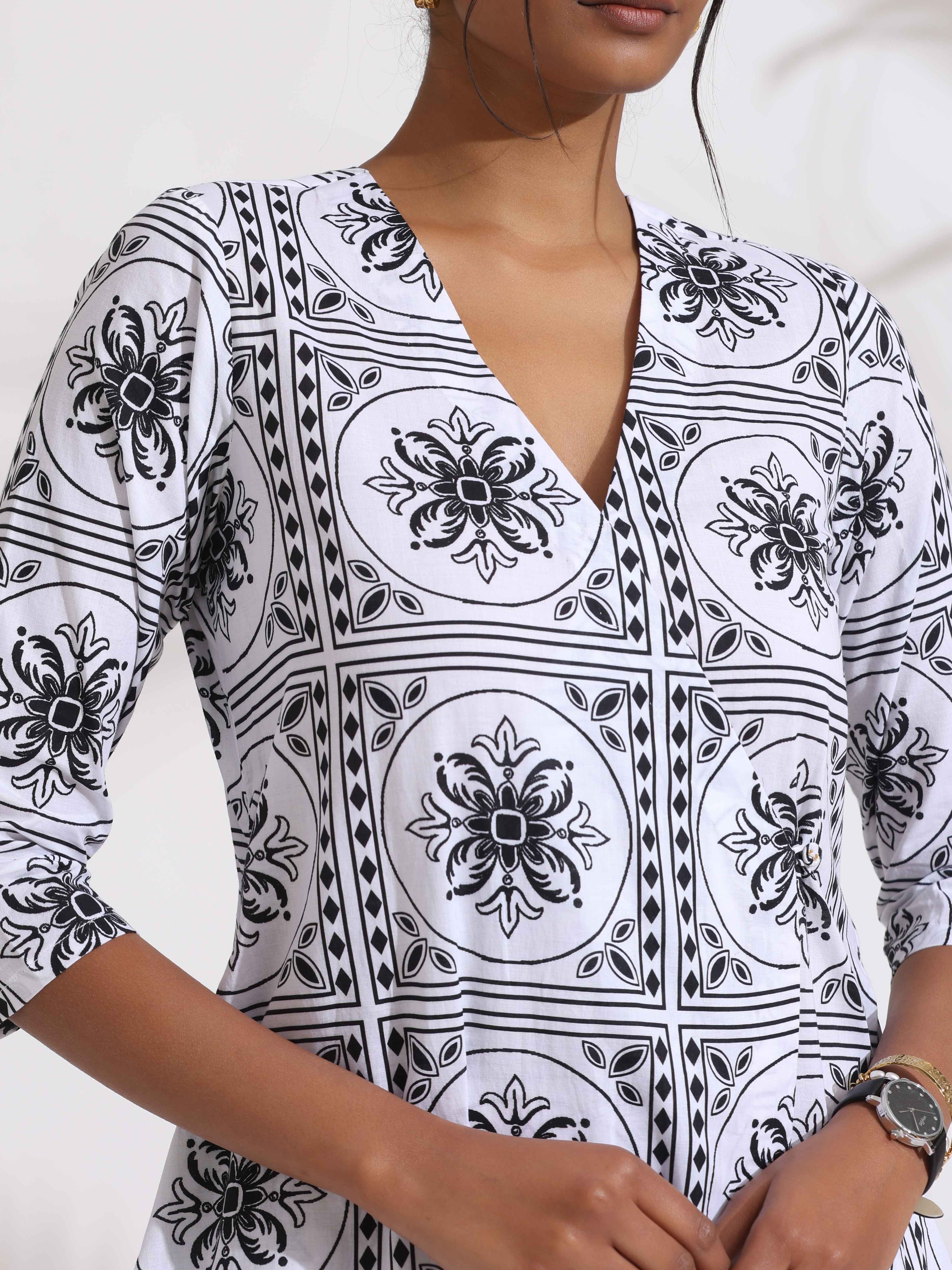 trueBrowns White Cotton Geometric Print Angrakha Kurta Set - Distacart