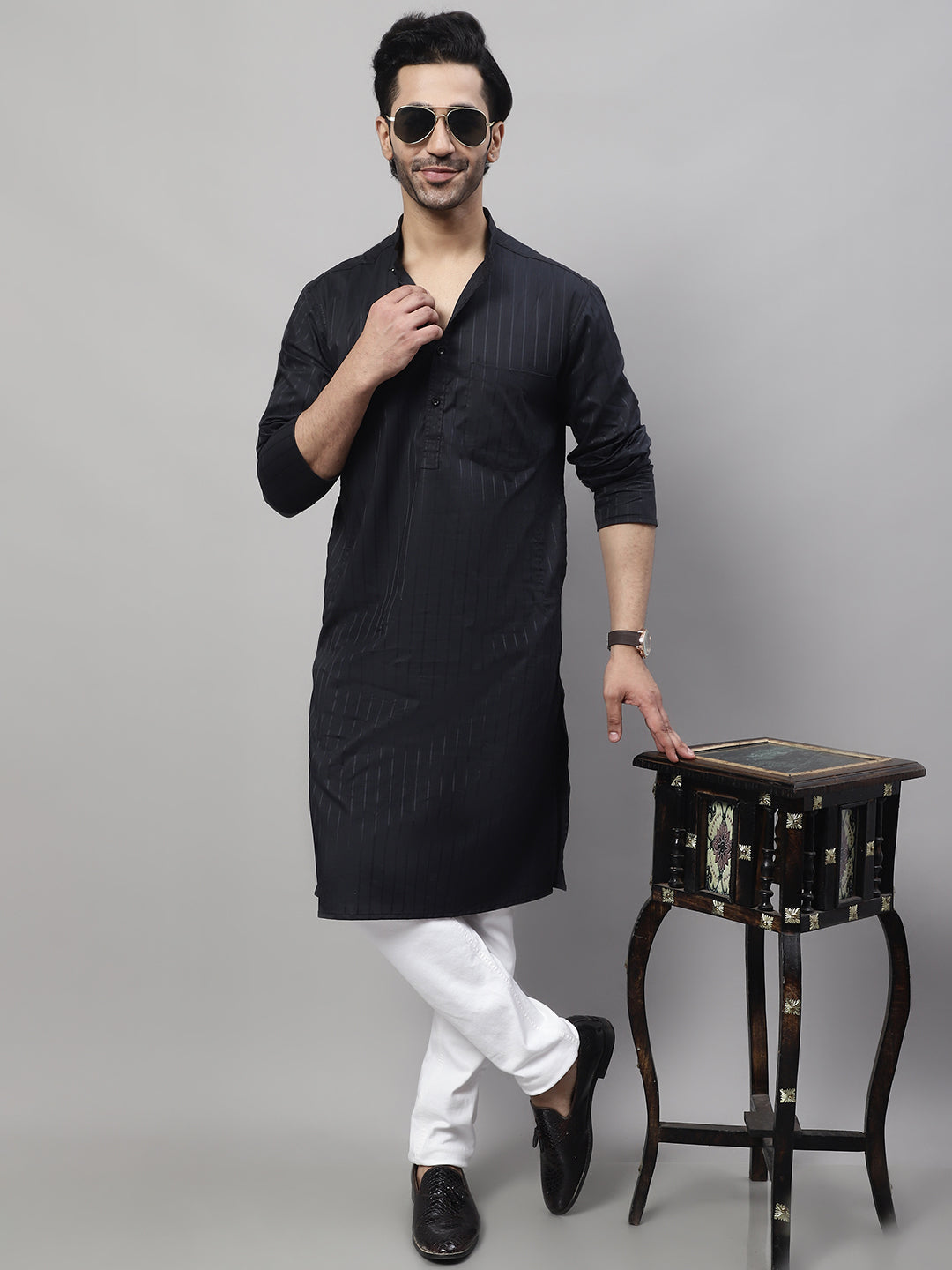 Even Apparels Black Pure Cotton Kurta With Band Collar - Distacart