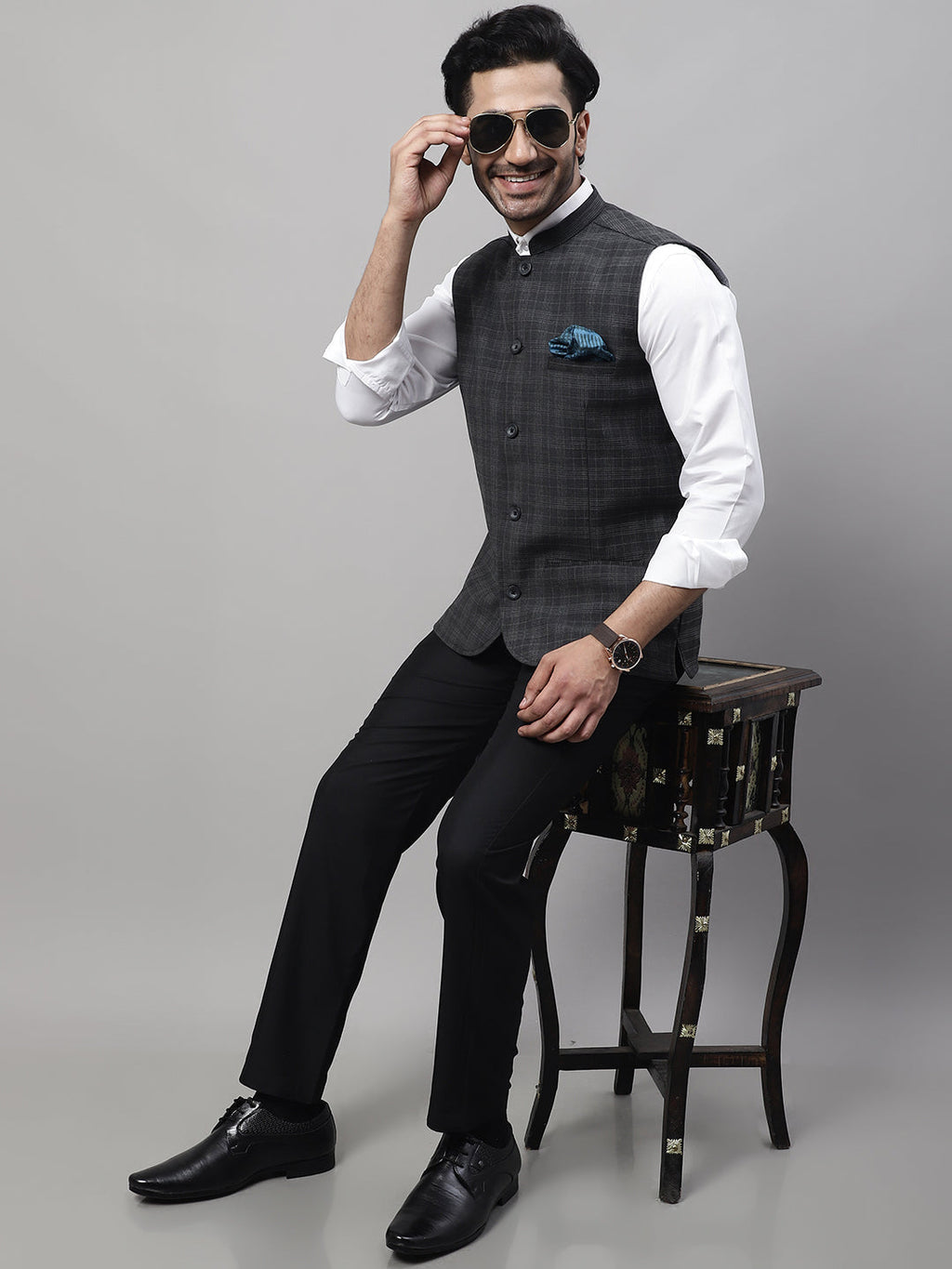 Even Apparels Men's Grey Nehru Jacket With Welt Pockets
