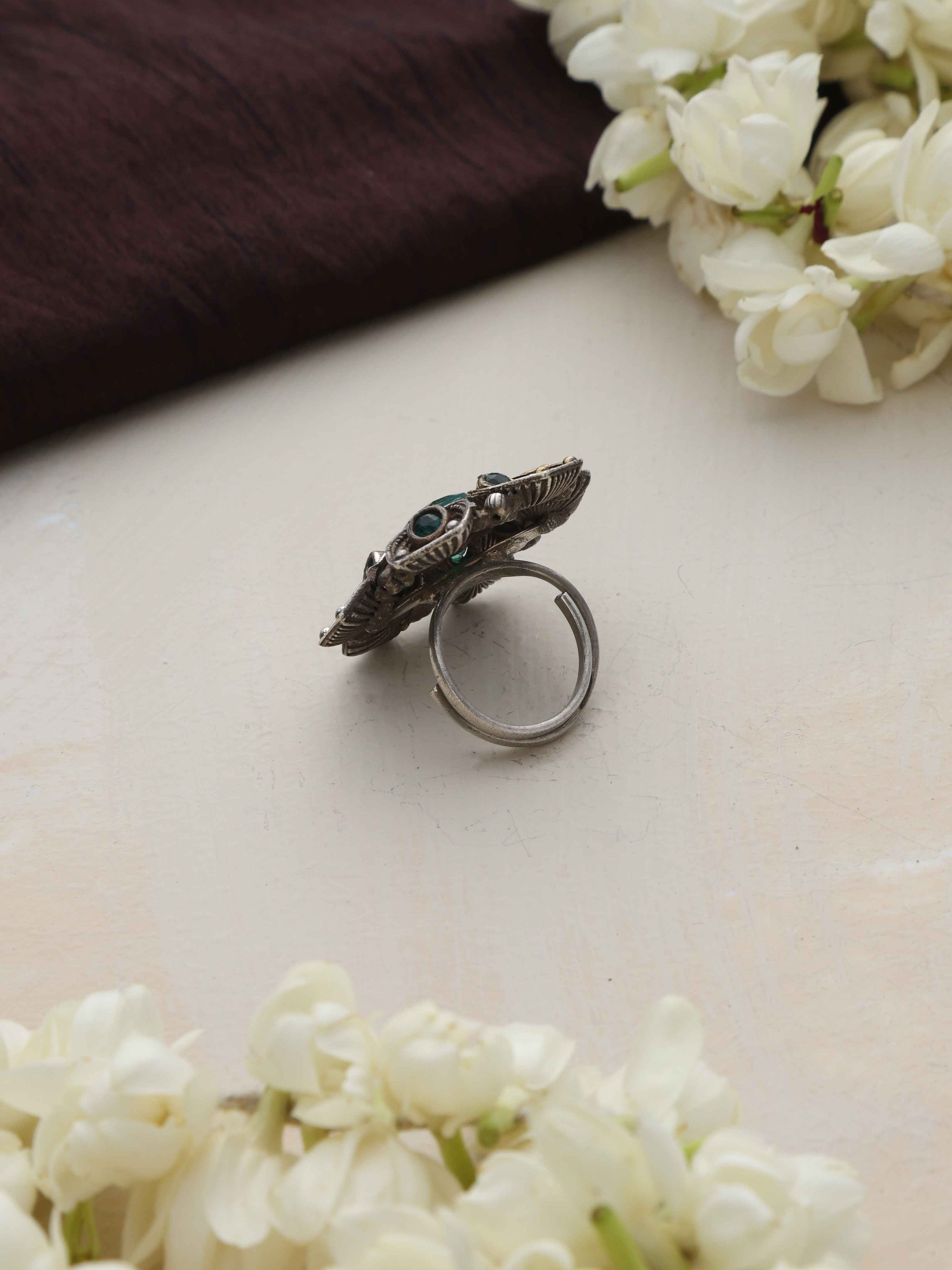 trueBrowns Silver Gold Tone Petal Ring
