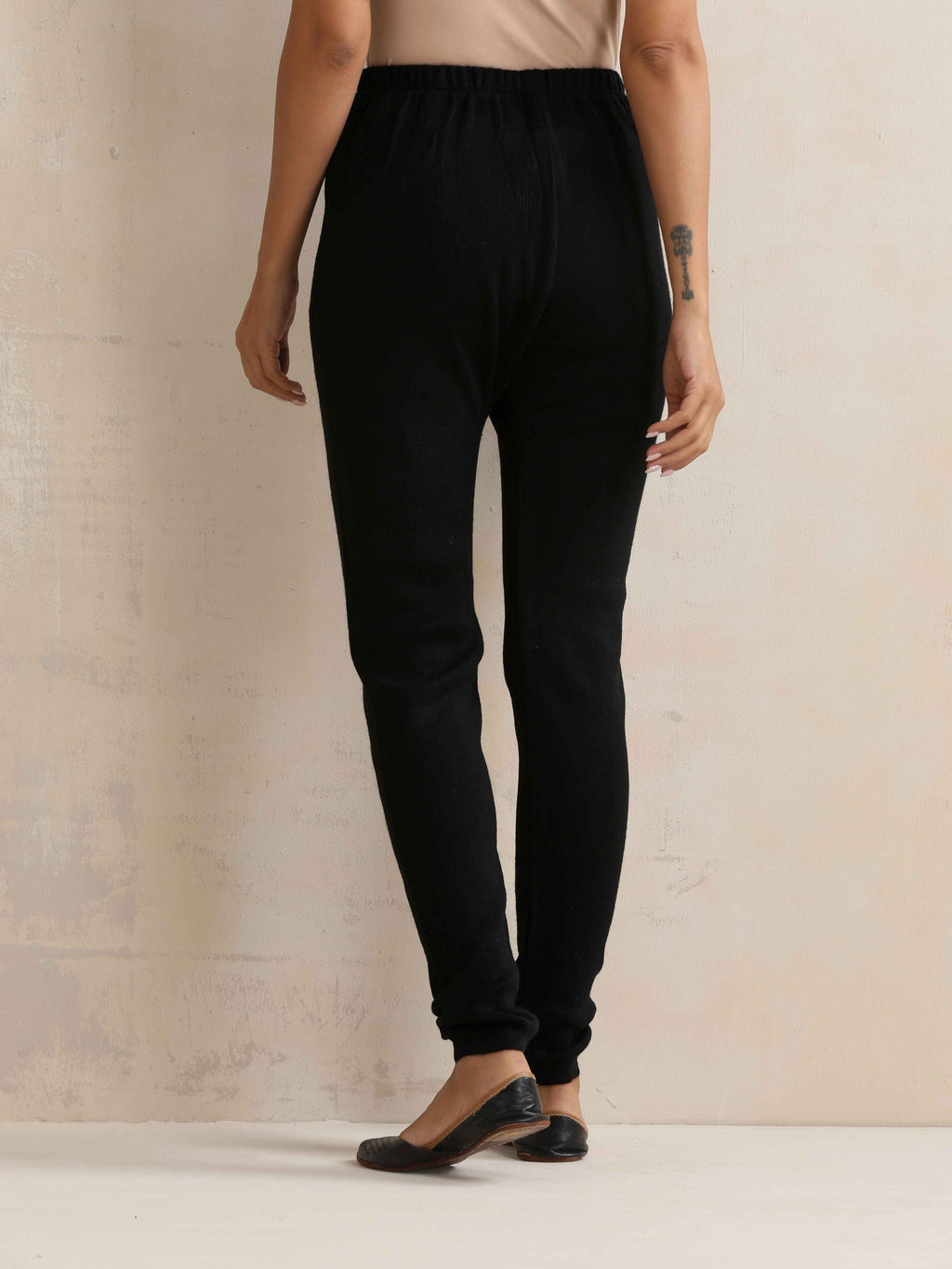 trueBrowns Black Woollen Leggings