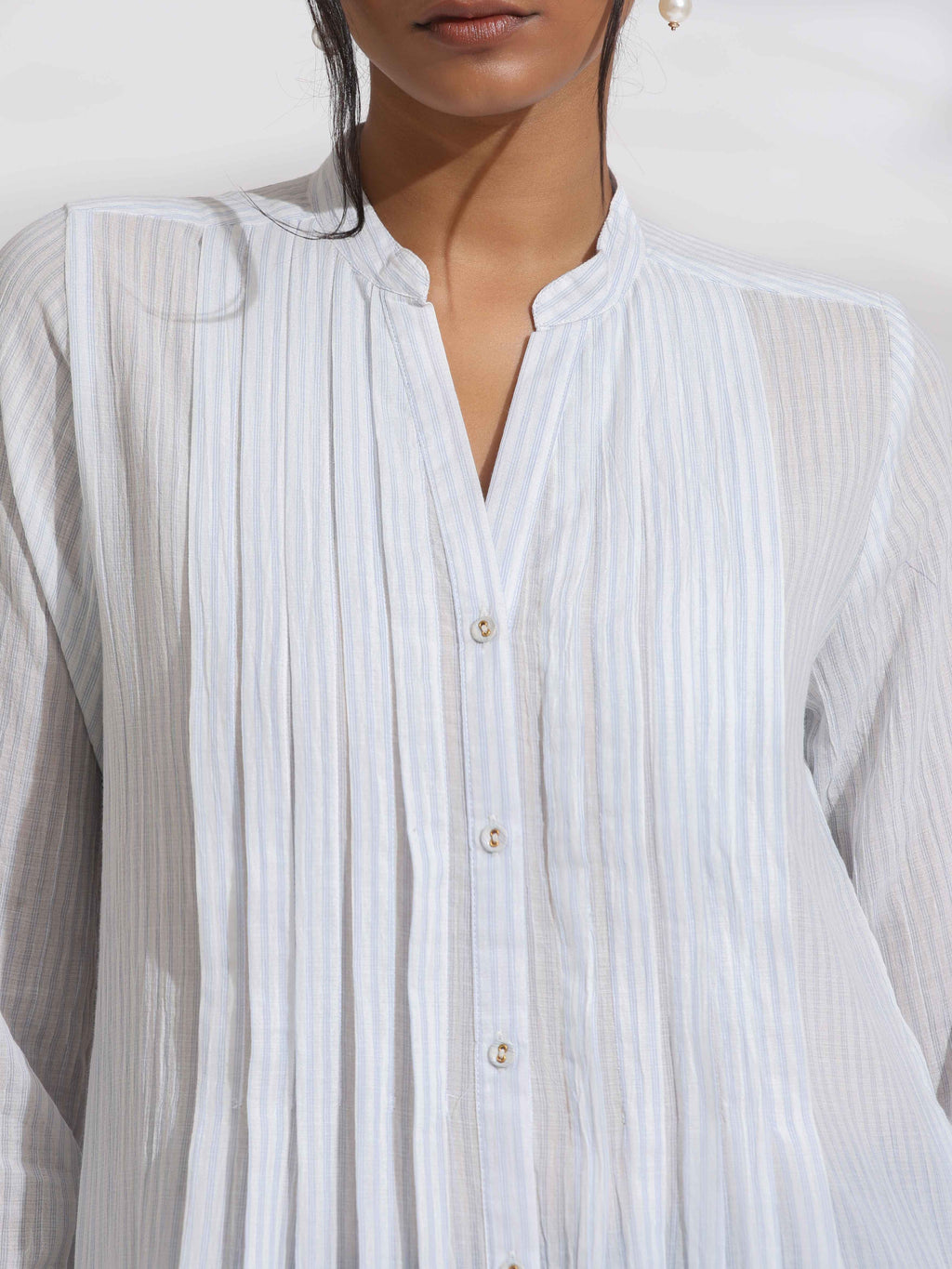 trueBrowns White Cotton Stripe Pleated Shirt Kurta Set - Distacart