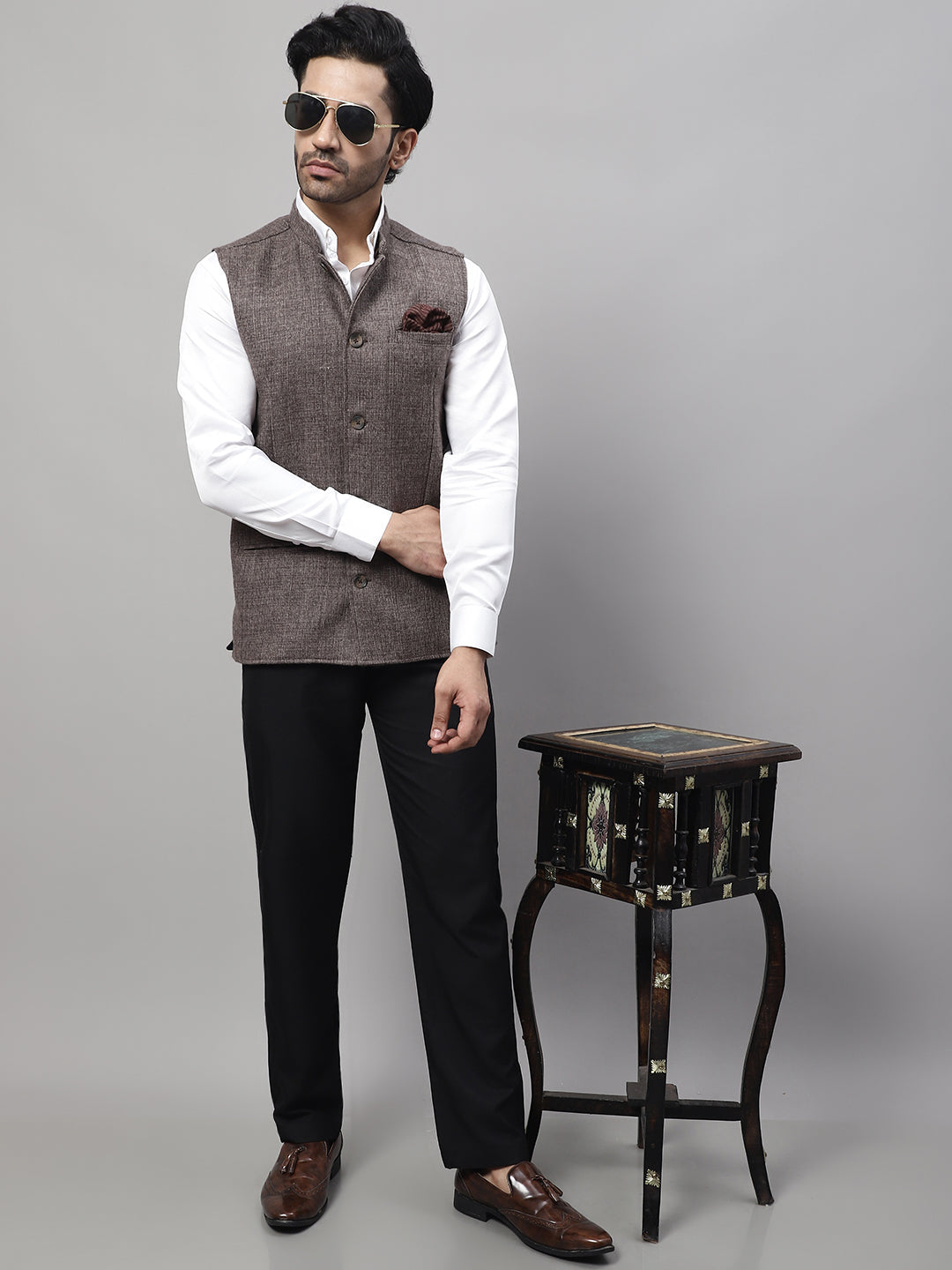 Even Apparels Men's Brown Nehru Jacket With Welt Pockets