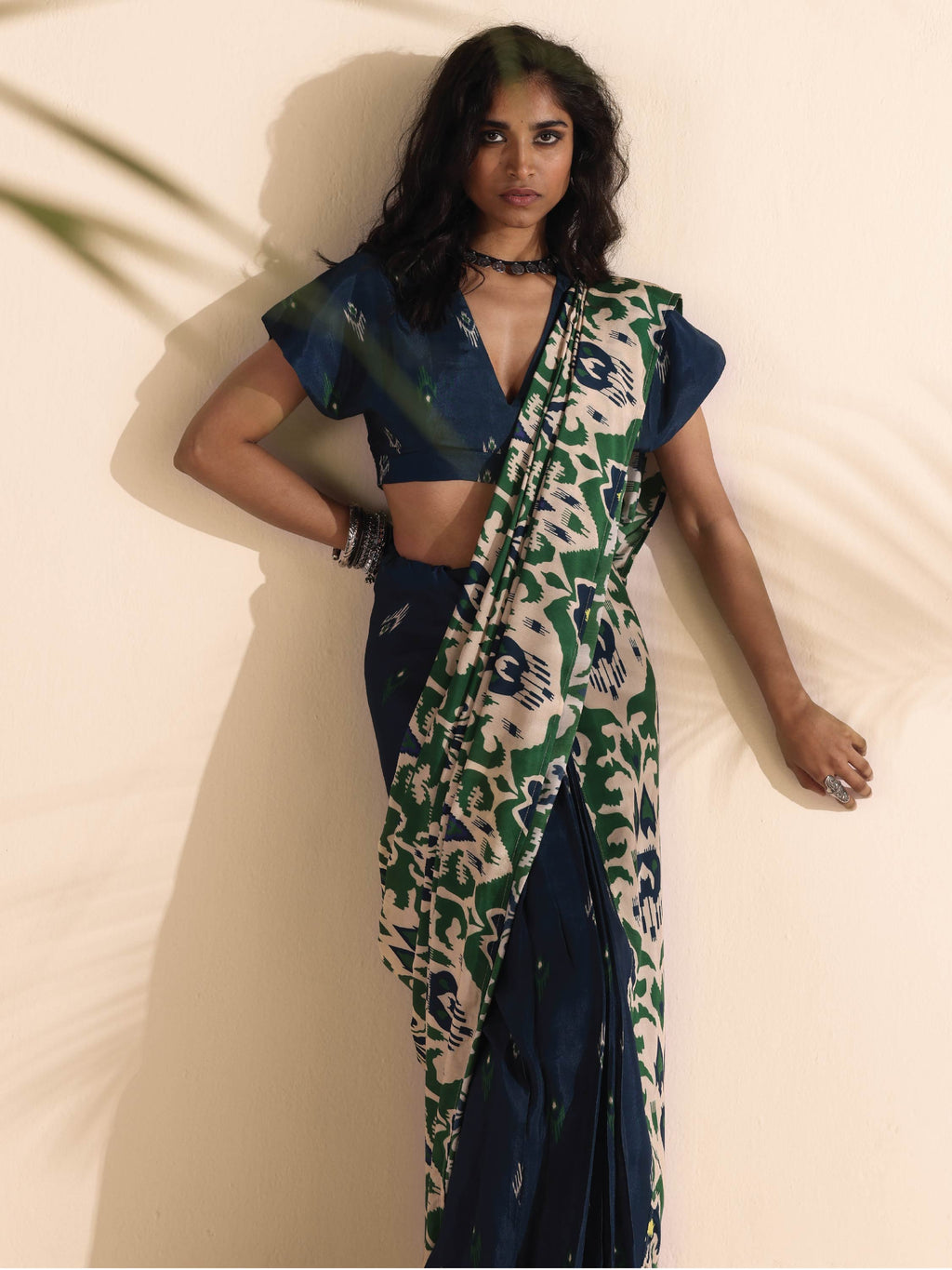 trueBrowns Green Blue Muslin Ikat Saree