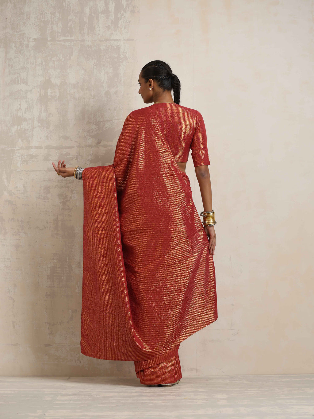 trueBrowns Maroon Gold Metallic Ready To Wear Plus Size Saree
