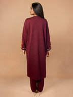 trueBrowns Maroon Embroidered Woollen Phiran Kurta Set - Distacart