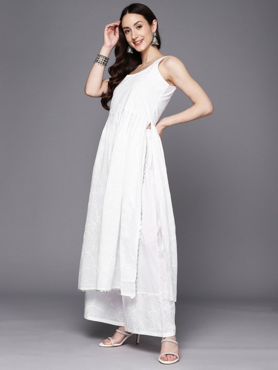 Ahalyaa Floral Printed High Slit Gotta Patti Pure Cotton Kurta With Palazzos & Dupatta