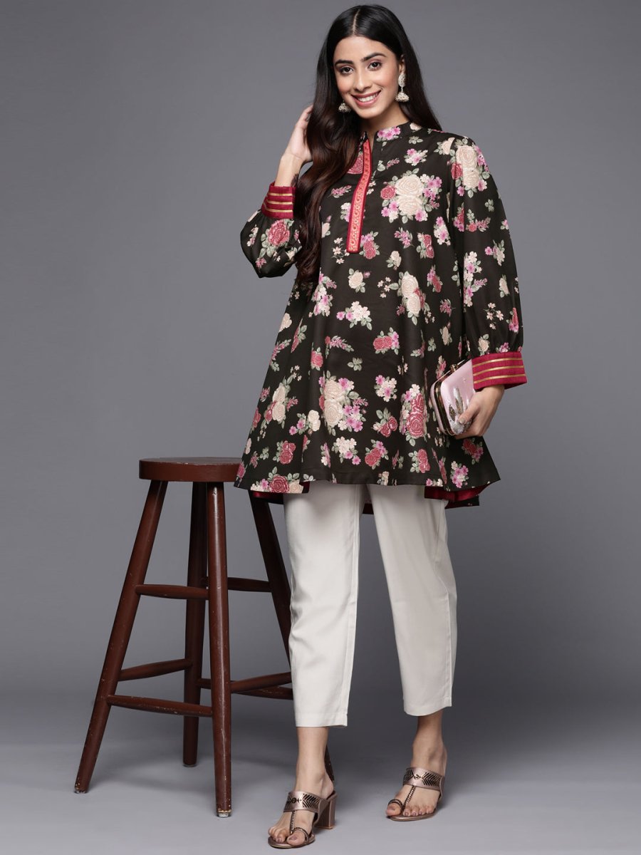 Ahalyaa Mandarin Collar Floral Print Crepe Tunic
