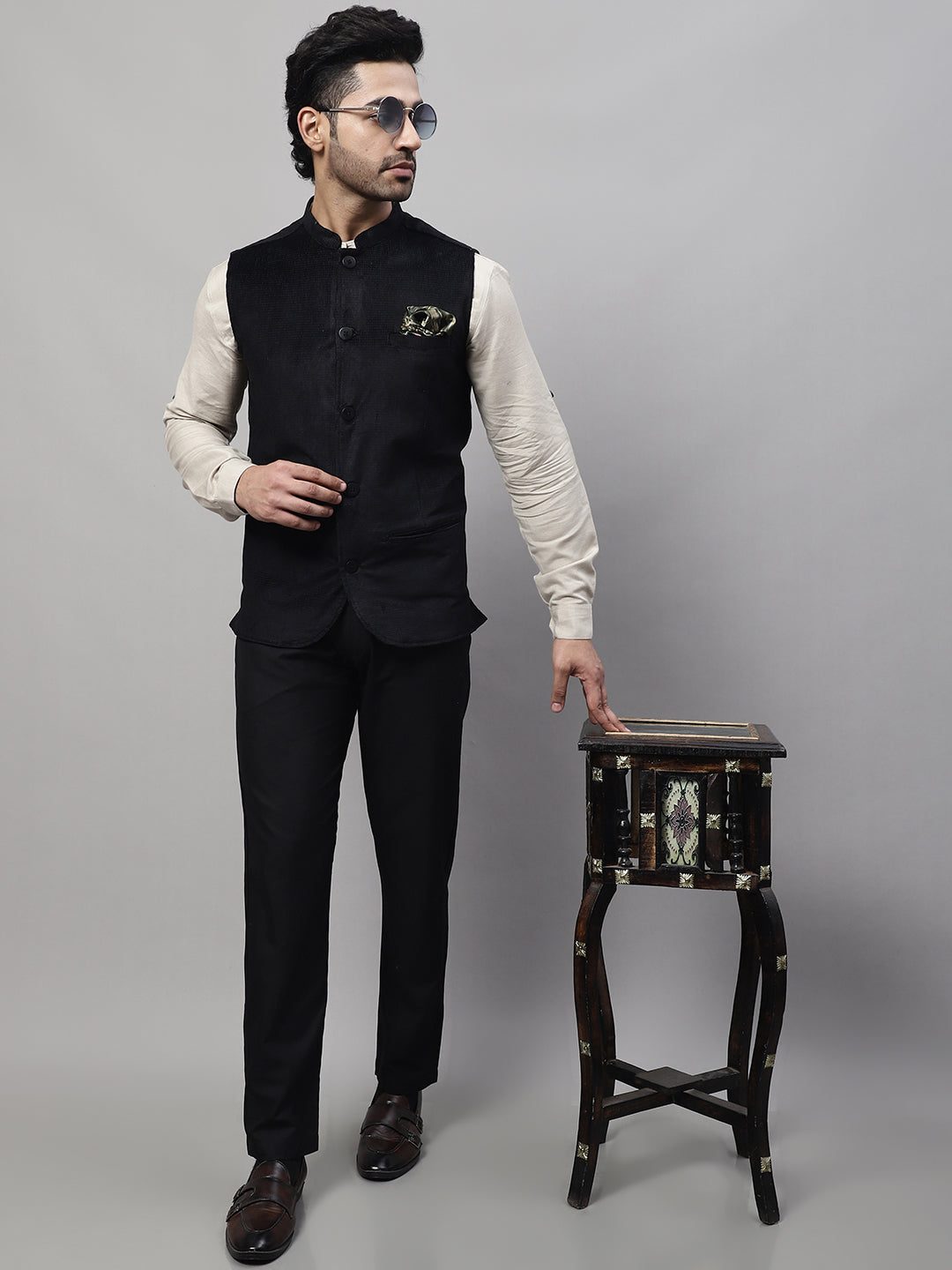 Even Apparels Men's Black Nehru Jacket With Welt Pockets