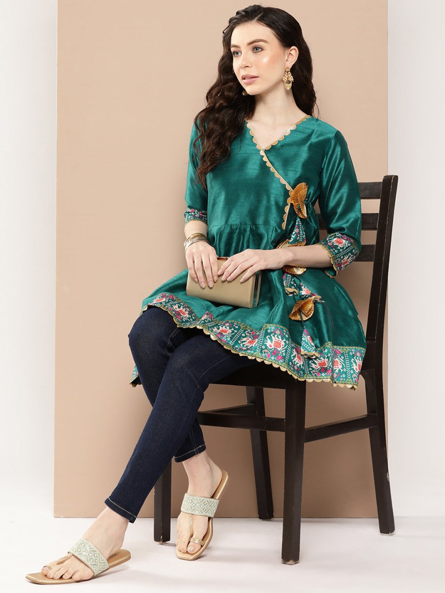 Ahalyaa Embroidered Ethnic Tunic
