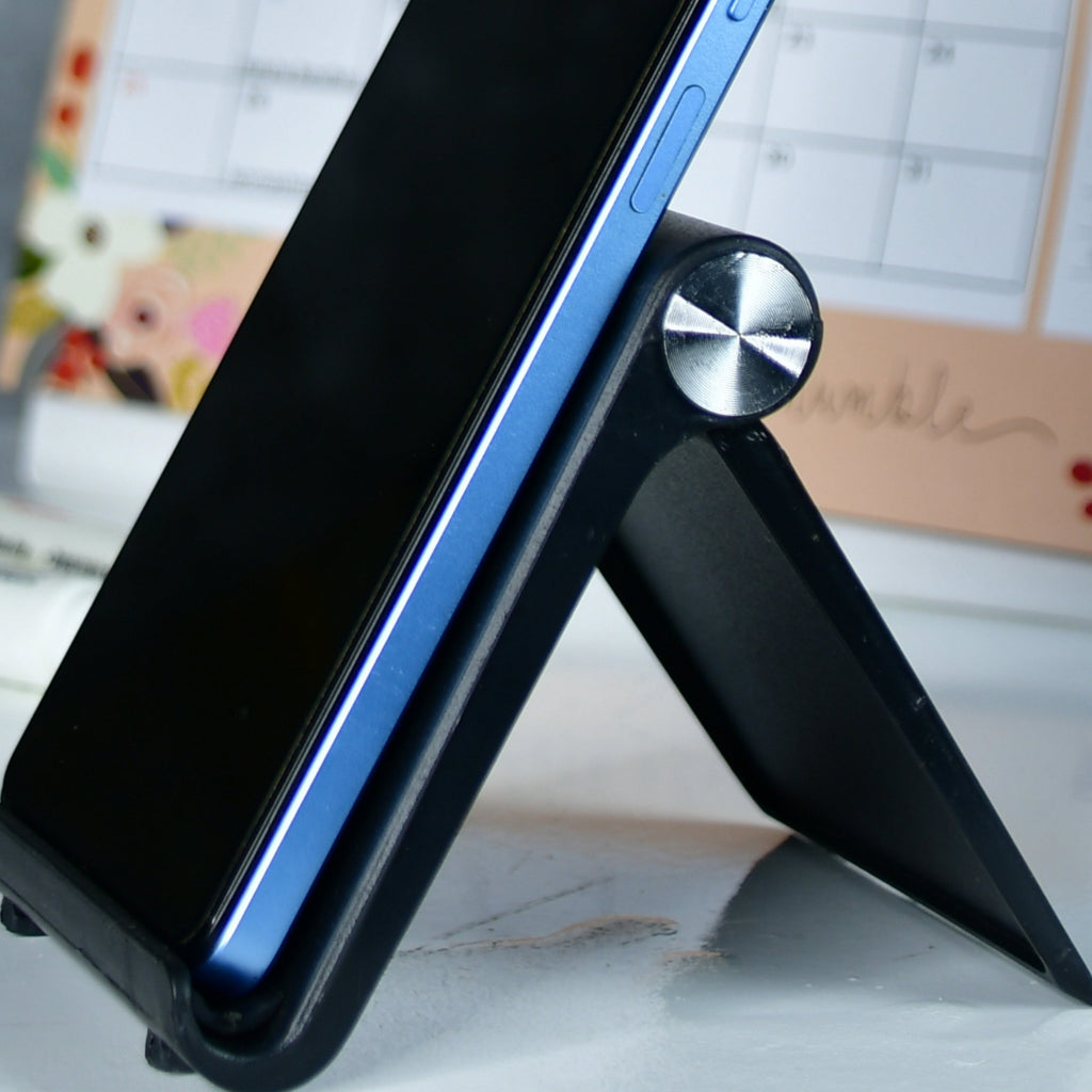 Sowpeace Trendy Adjustable Silver Tablet Stand with Black Hinges - Distacart