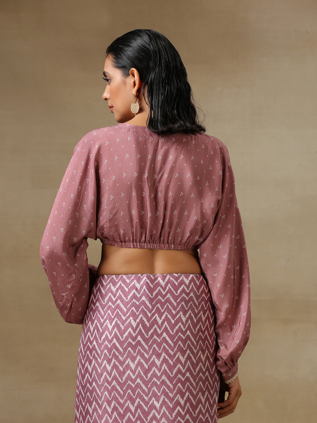 trueBrowns Dark Mauve Bandhani Printed Silk Elasticated Blouse
