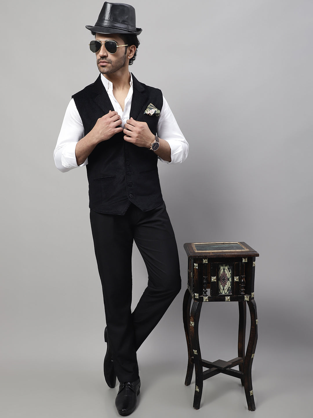 Even Apparels Men's Black Nehru Jacket With Welt Pockets
