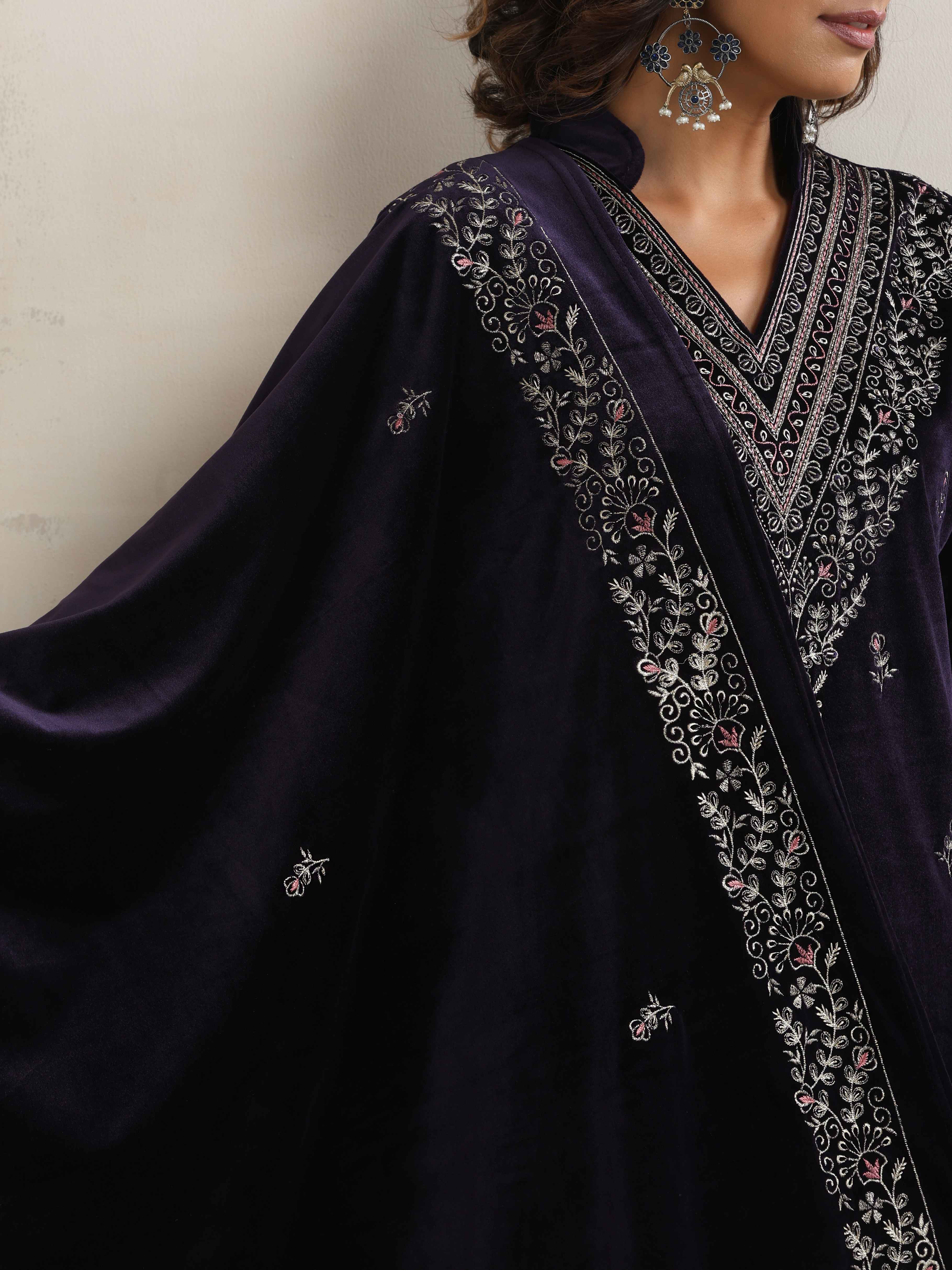 trueBrowns Purple Velvet Embroidered Kurta Pant Dupatta Set - Distacart