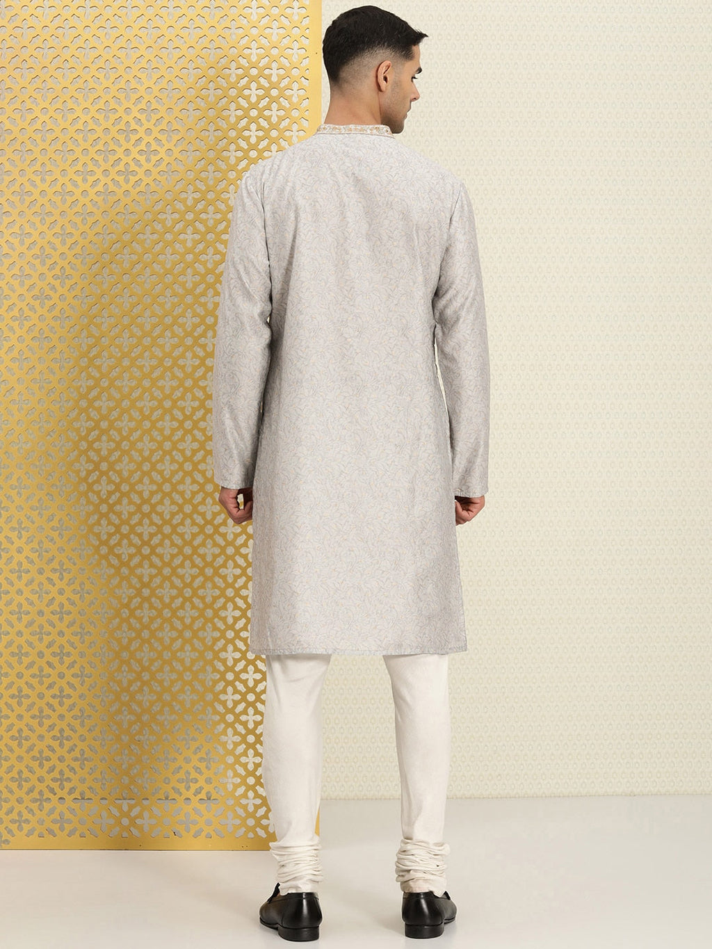 House of Pataudi Men Floral Printed Mandarin Collar Jashn Kurta