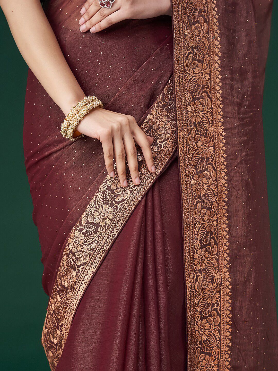 kasee Embellished Zari Saree - Distacart