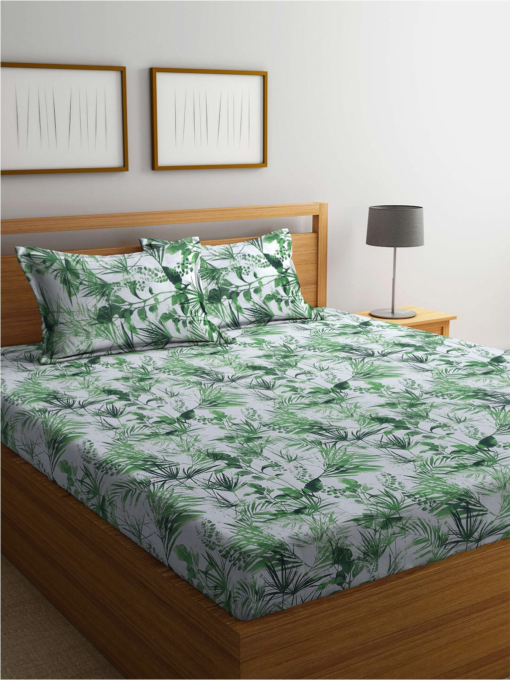 BOMBAY DYEING Serenita Green Printed Cotton 144 TC King Bedsheet with 2 Pillow Covers