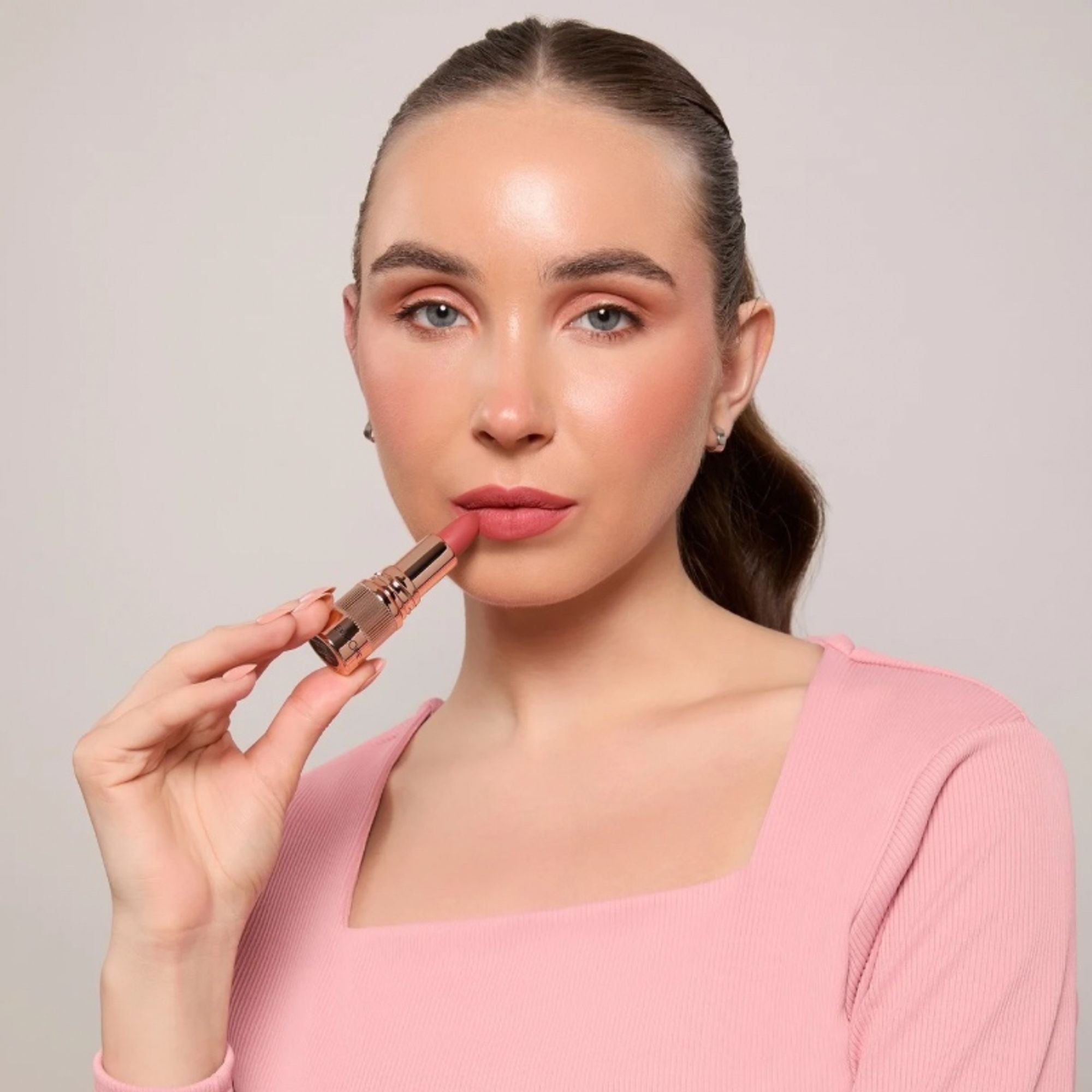Europe Girl Silky Matte Lipstick - EG-16 Terracotta