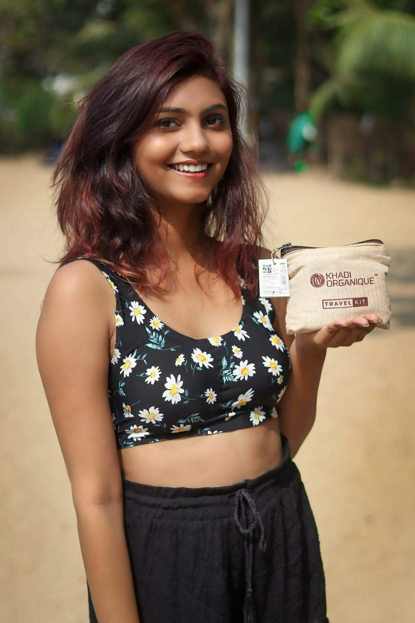 khadi Organique Grooming Travel Kit Men & Women