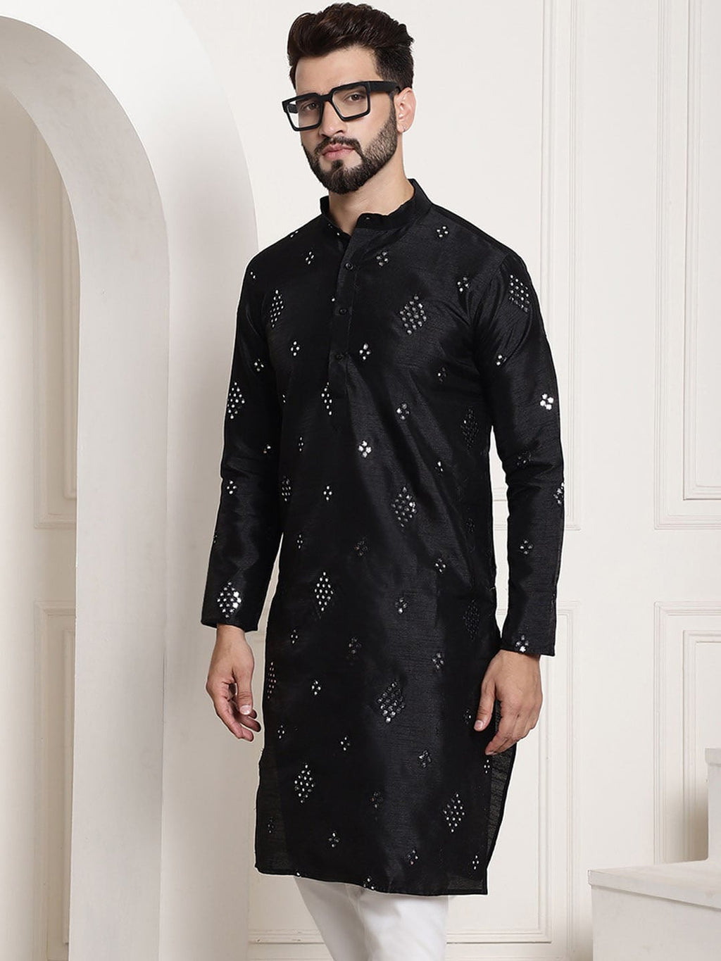 Sojanya Ethnic Motifs Embroidered Thread Work Kurta