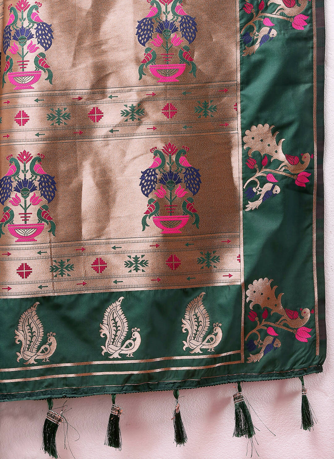 Lorenvalley Fashion Green Soft Paithani Silk Woven Design Copper Zari Meenakari Weaving Saree