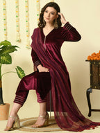 Myshka Women's Magenta Velvet Kurta & Trousers With Dupatta Party Sets