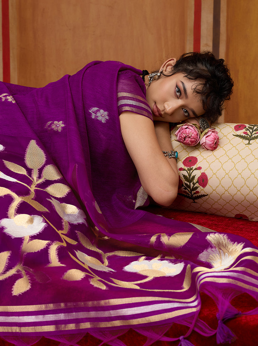 Monjolika Fashion Purple Silk Blend woven Work Saree - Distacart