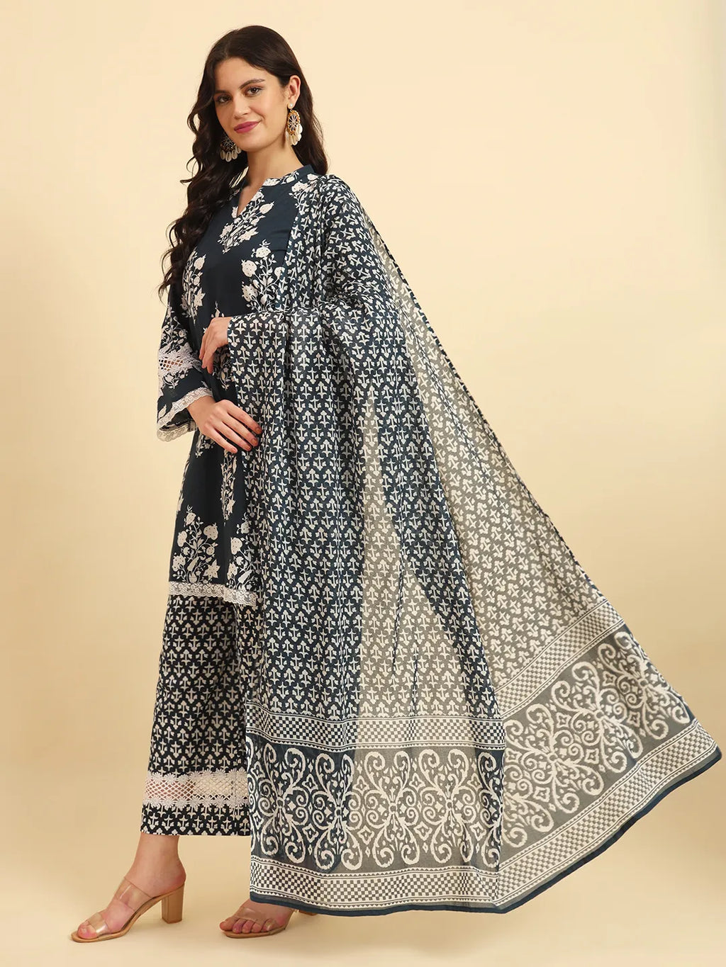 Yufta Pure Cotton Pakistani Style Kurta Set With Pant & Dupatta With Lace Detailing - Distacart