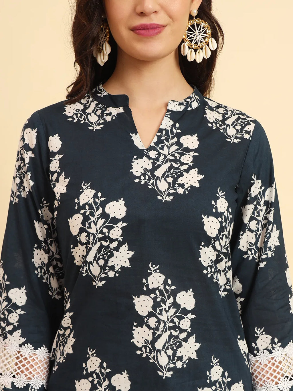 Yufta Pure Cotton Pakistani Style Kurta Set With Pant & Dupatta With Lace Detailing - Distacart