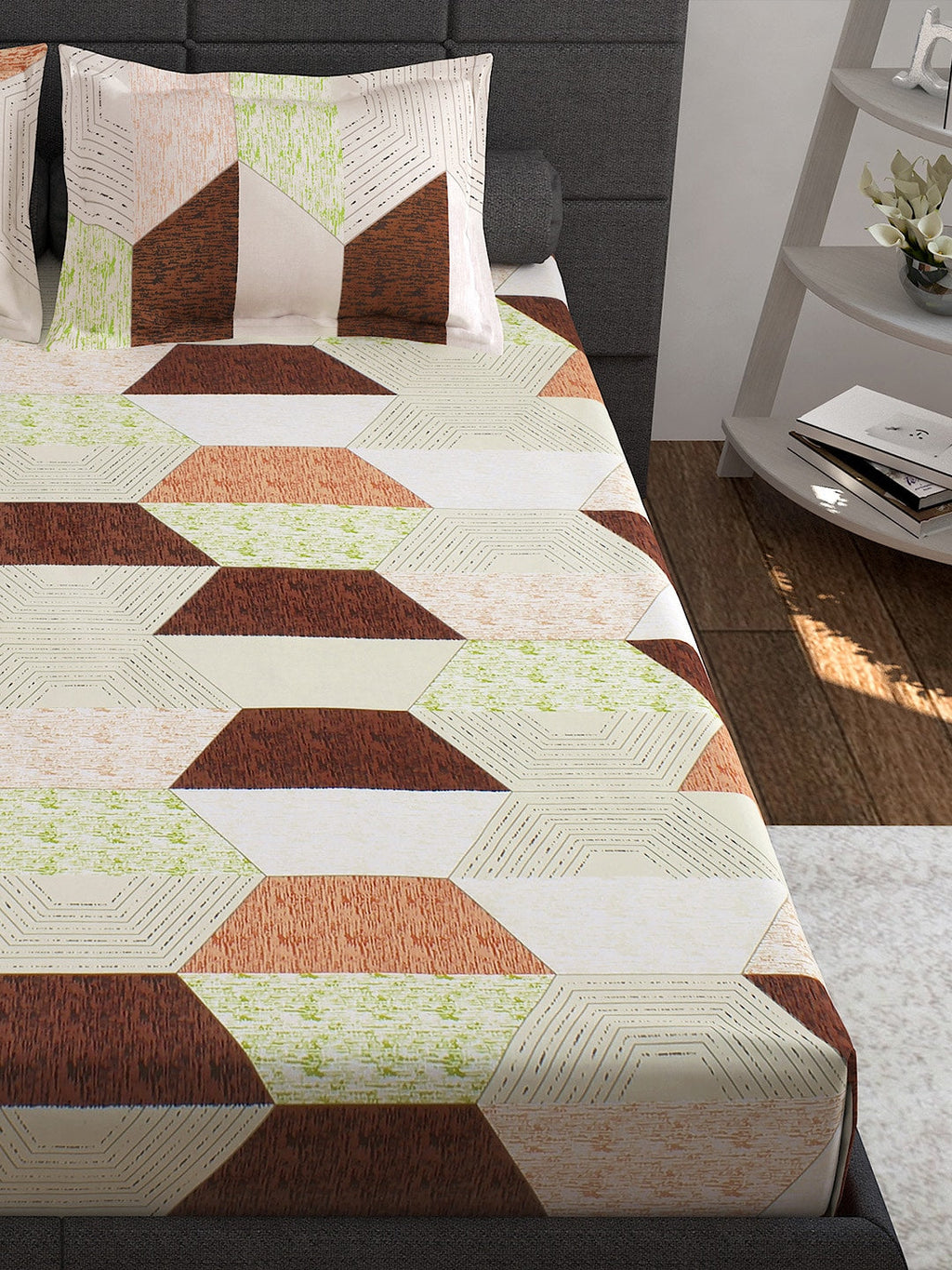 Story@home Cream-Coloured Geometric 152 TC Cotton 1 Queen Bedsheet with 2 Pillow Covers - Distacart