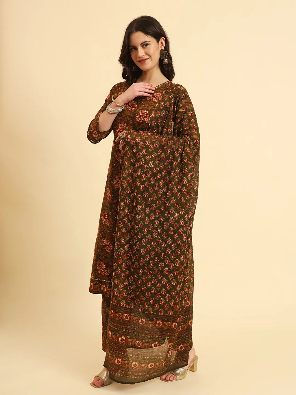Yufta Green Pure Cotton Floral Sequins Work Kurta Set With Dupatta - Distacart