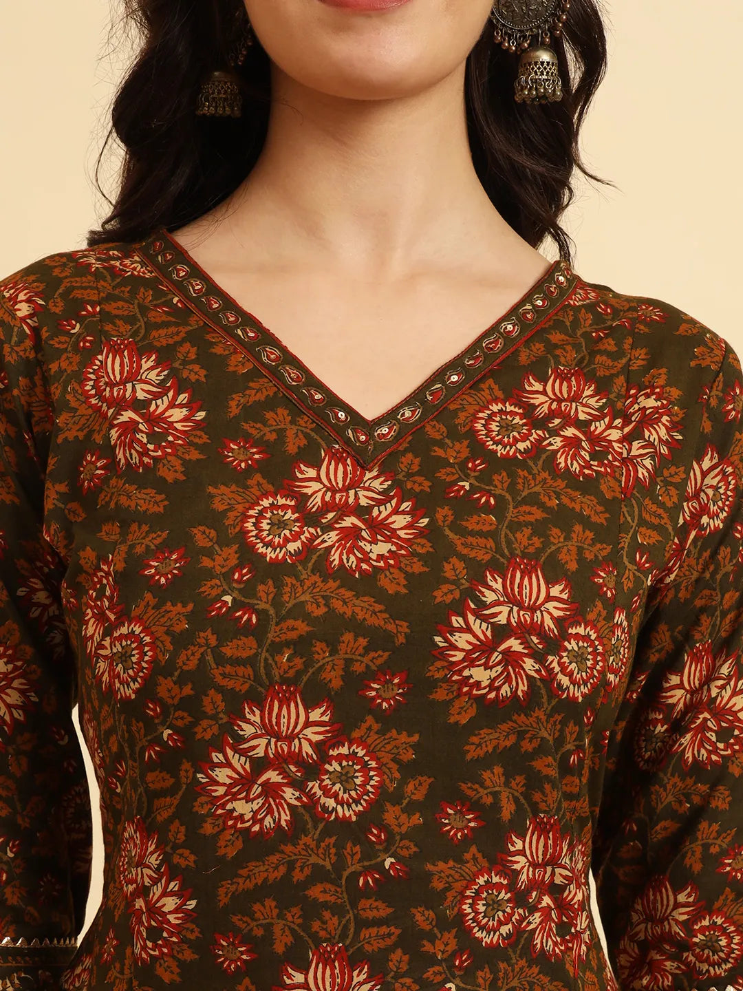 Yufta Green Pure Cotton Floral Sequins Work Kurta Set With Dupatta - Distacart