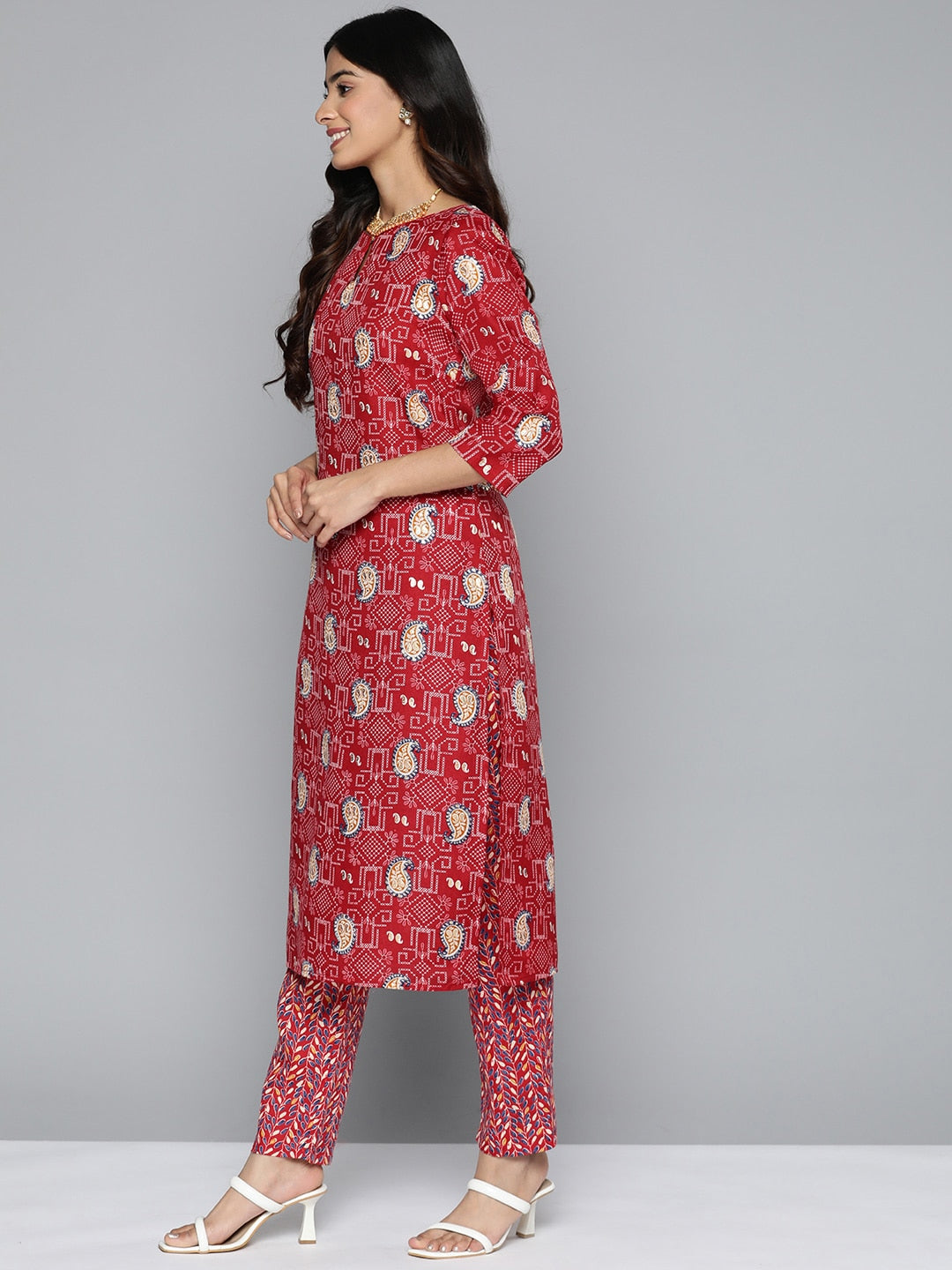 HERE&NOW Floral Printed Regular Kurta with Palazzos