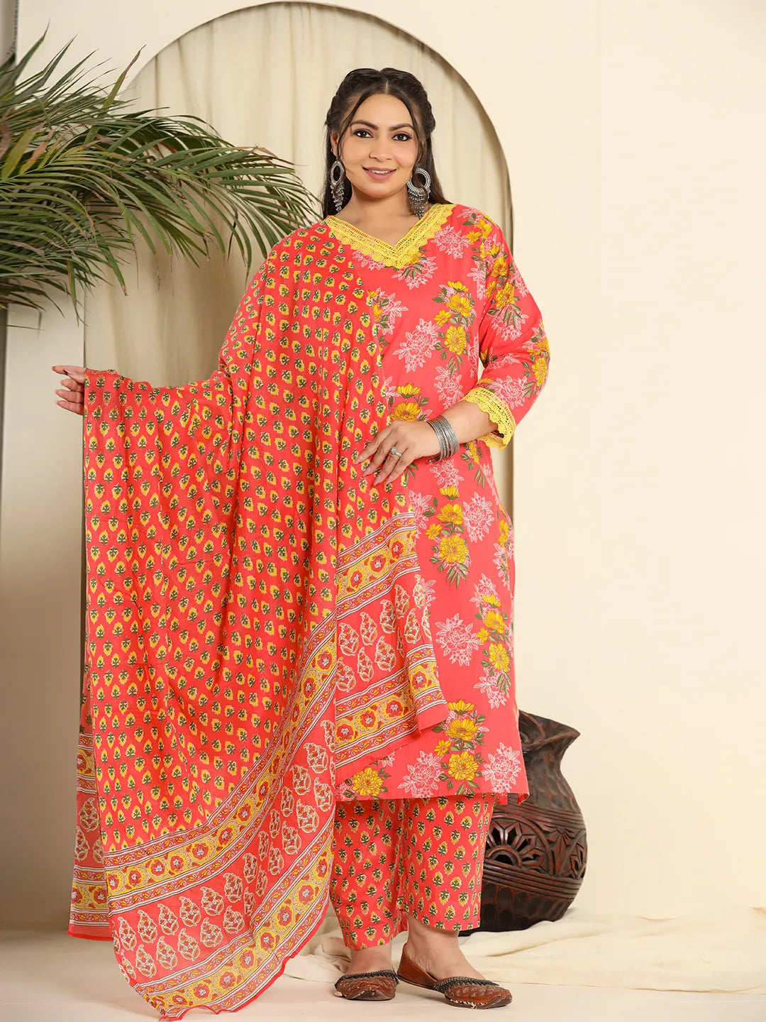 Yufta Pure Cotton Pink Kurta Dupatta Pant Set With Handwork