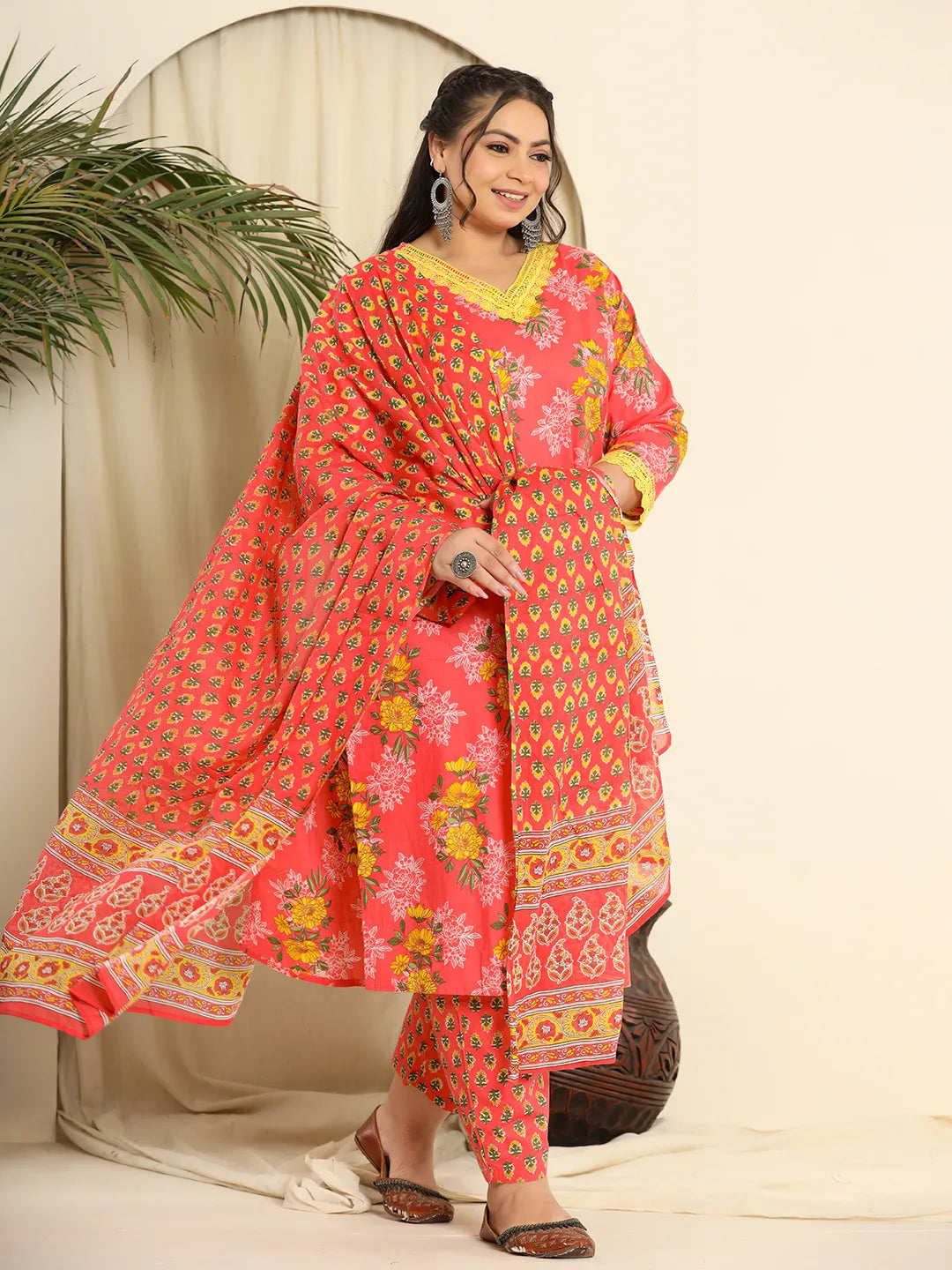 Yufta Pure Cotton Pink Kurta Dupatta Pant Set With Handwork