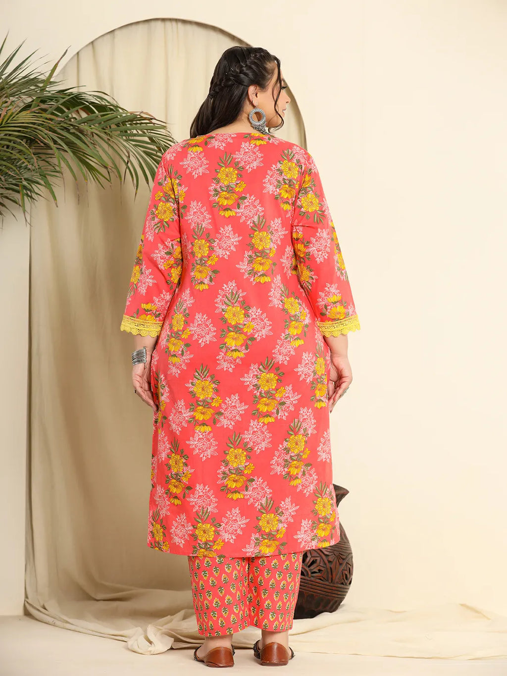 Yufta Pure Cotton Pink Kurta Dupatta Pant Set With Handwork