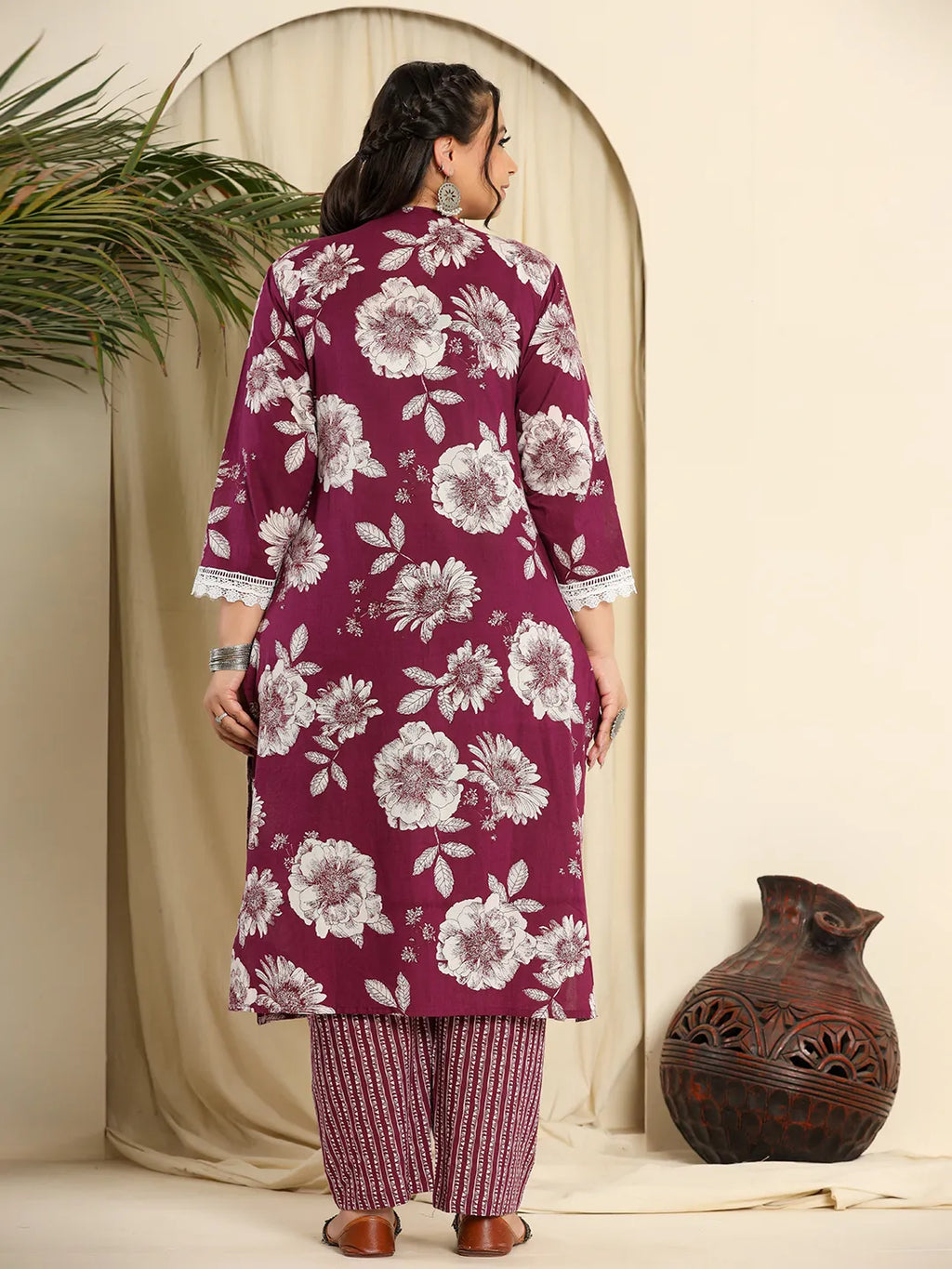 Yufta Purple Pure Cotton Kurta Dupatta Pant Set With Handwork