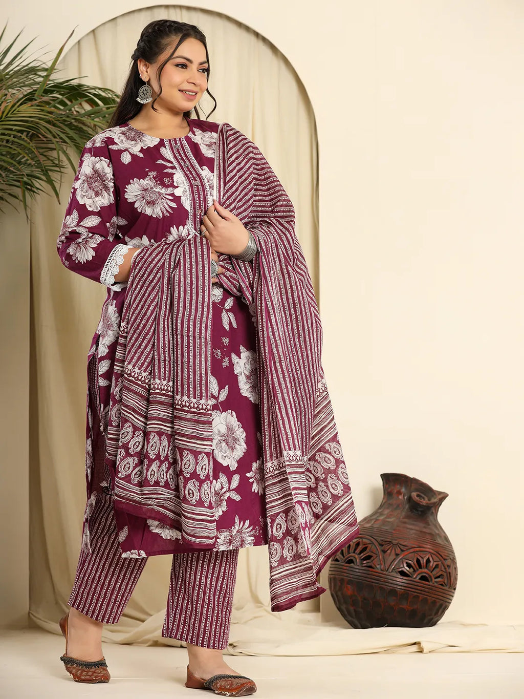 Yufta Purple Pure Cotton Kurta Dupatta Pant Set With Handwork
