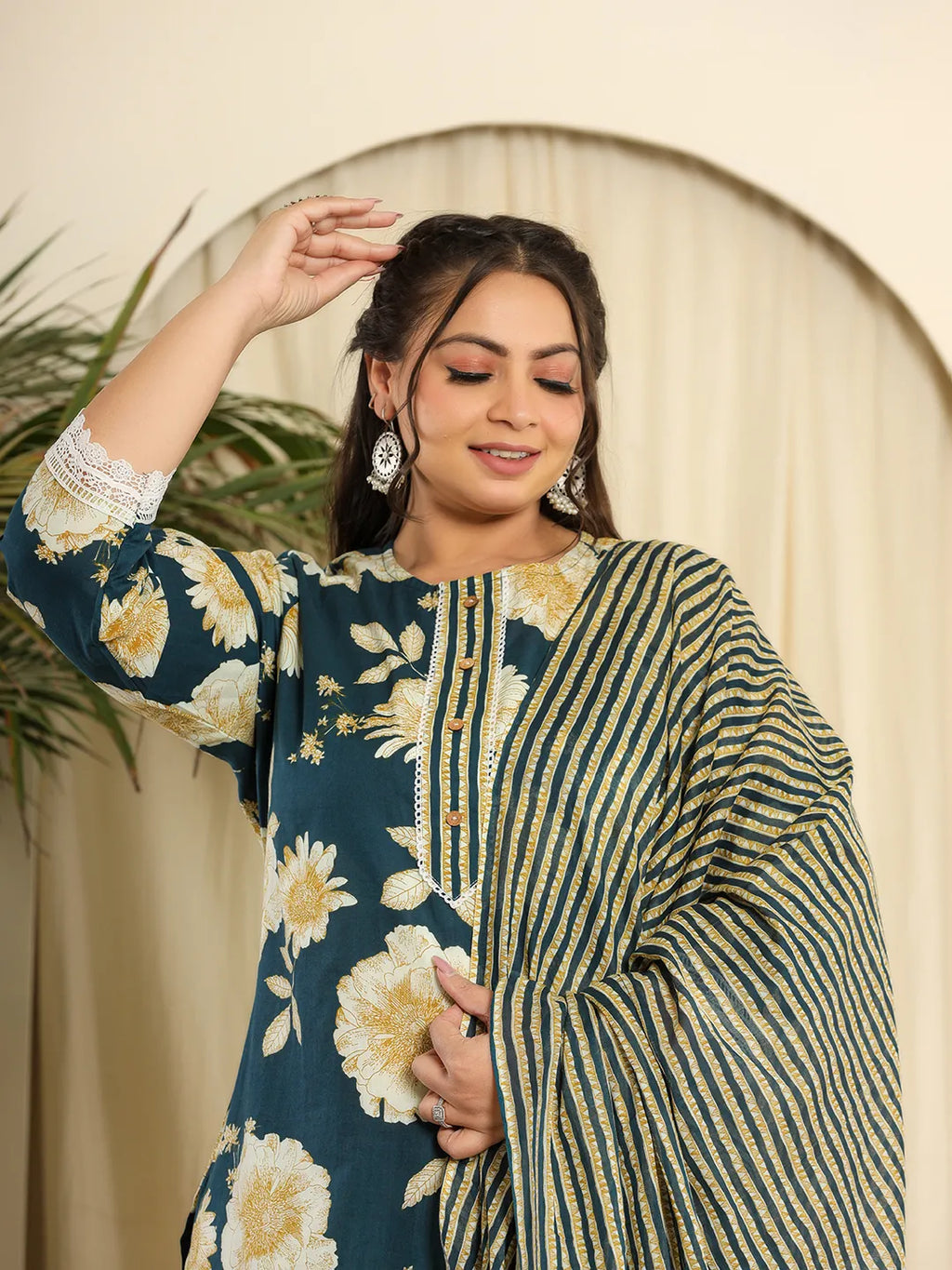Yufta Teal Blue Pure Cotton Kurta Dupatta Pant Set With Handwork
