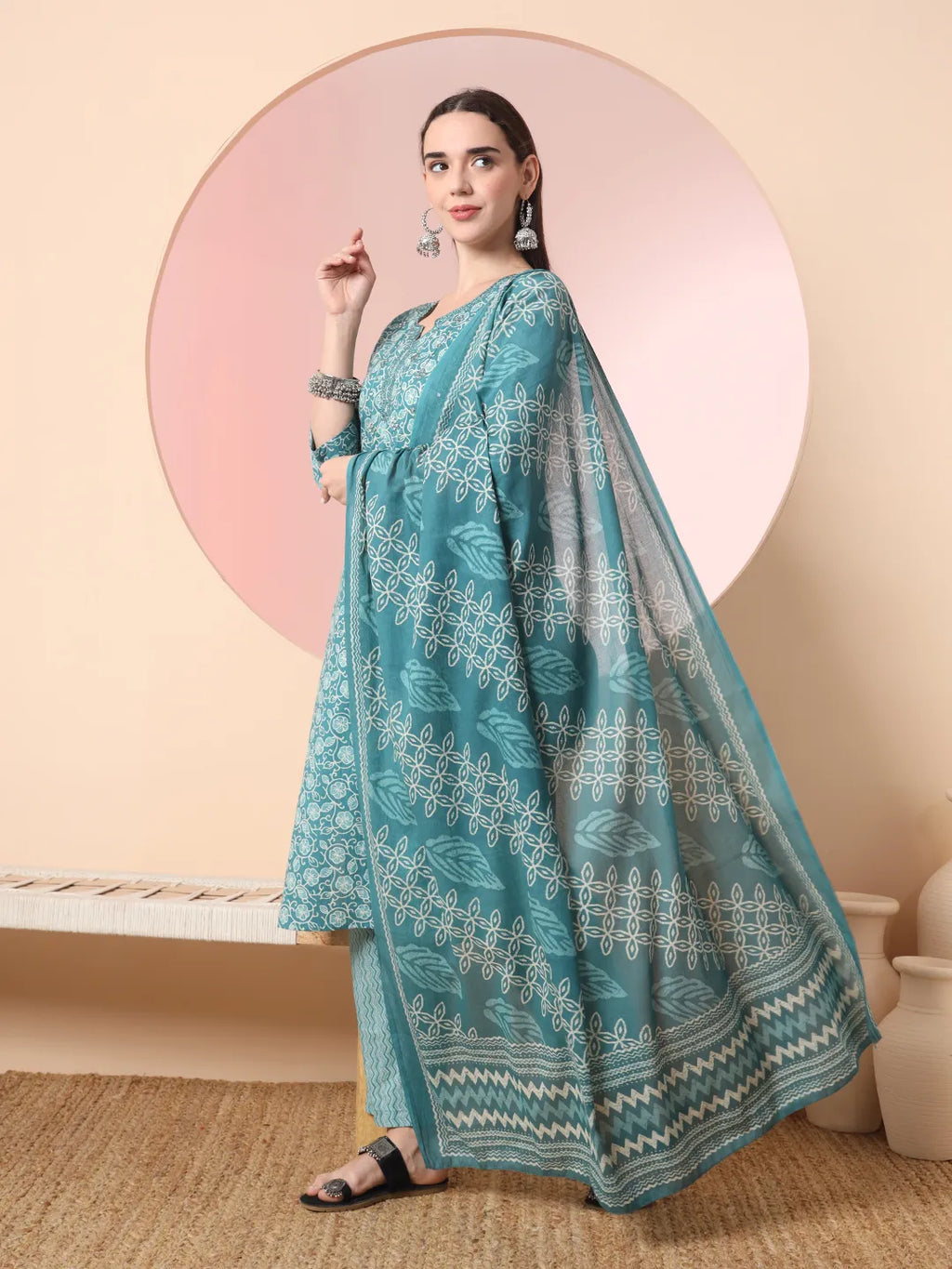 Yufta Green Pure Cotton Thread_Work Straight Kurta Dupatta Pant Set - Distacart