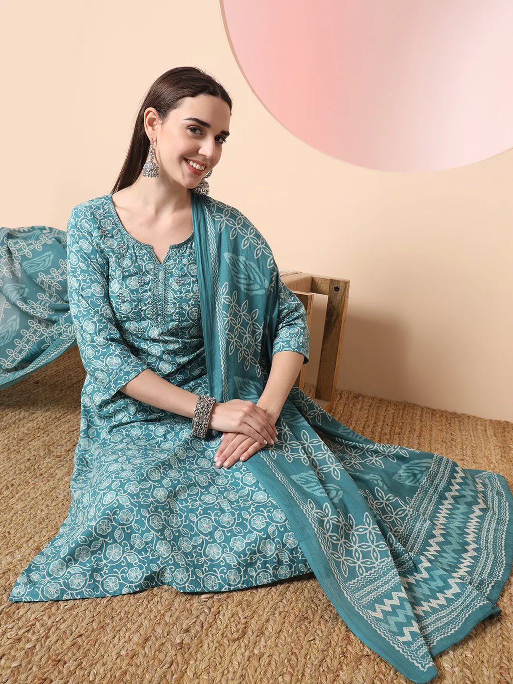 Yufta Green Pure Cotton Thread_Work Straight Kurta Dupatta Pant Set - Distacart