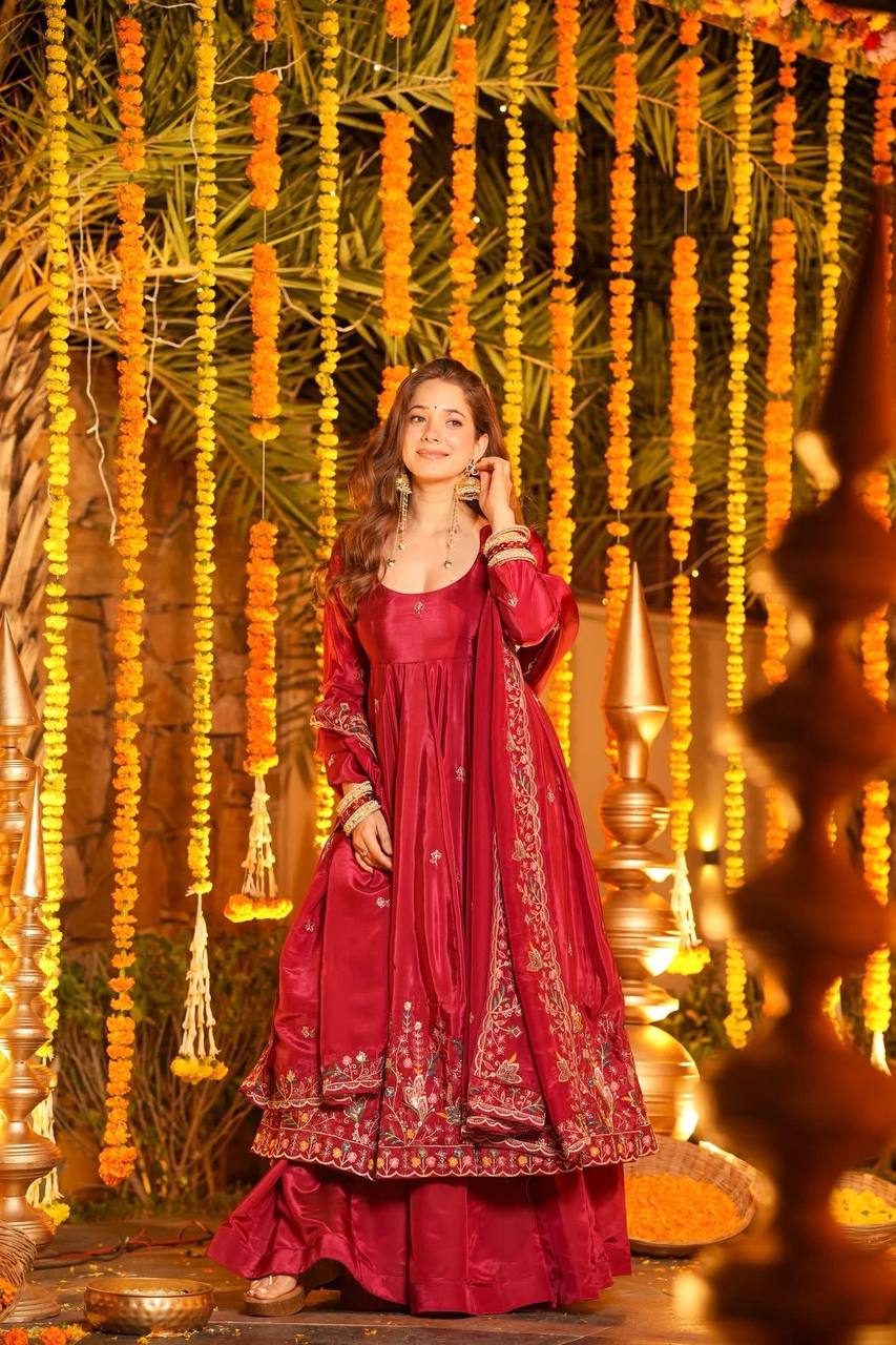 Yash Enterprise Red Silk Party Wear Embroidery Anarkali Suit Set - Distacart