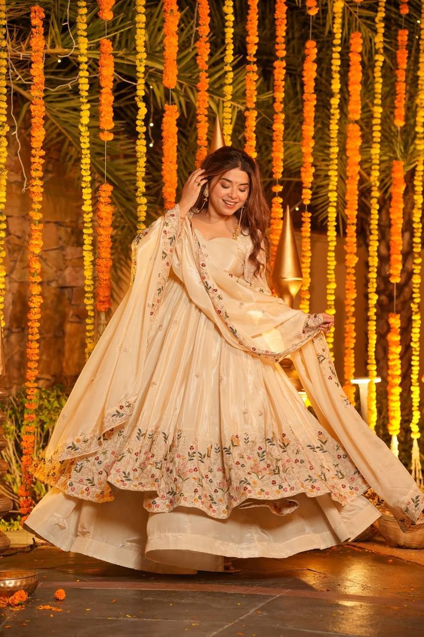Yash Enterprise Off White Silk Party Wear Embroidery Anarkali Suit Set - Distacart