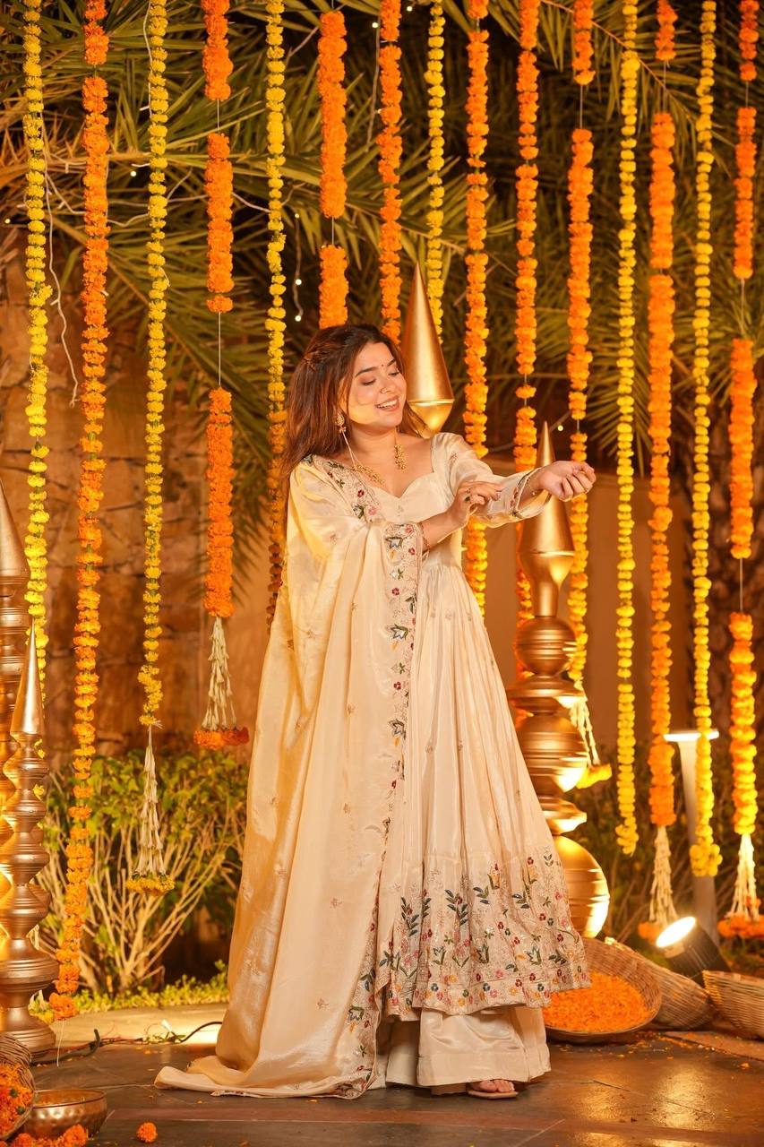 Yash Enterprise Off White Silk Party Wear Embroidery Anarkali Suit Set - Distacart